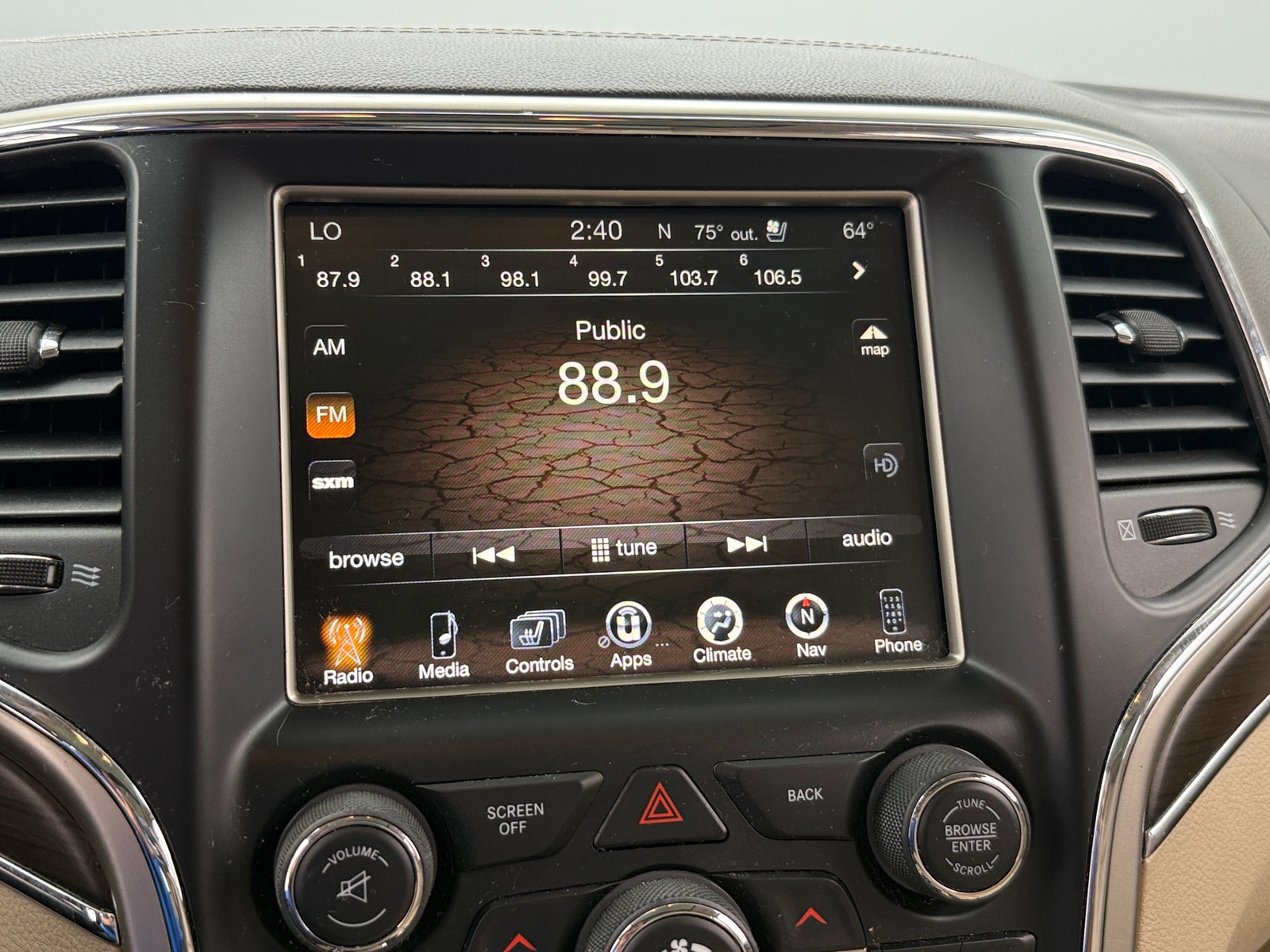 Thumbnail: 2014 Jeep Grand Cherokee - 3