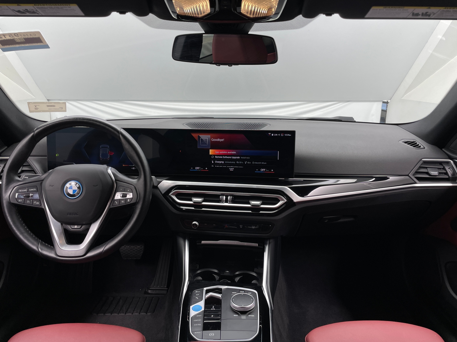Thumbnail: 2023 BMW i4 - 2