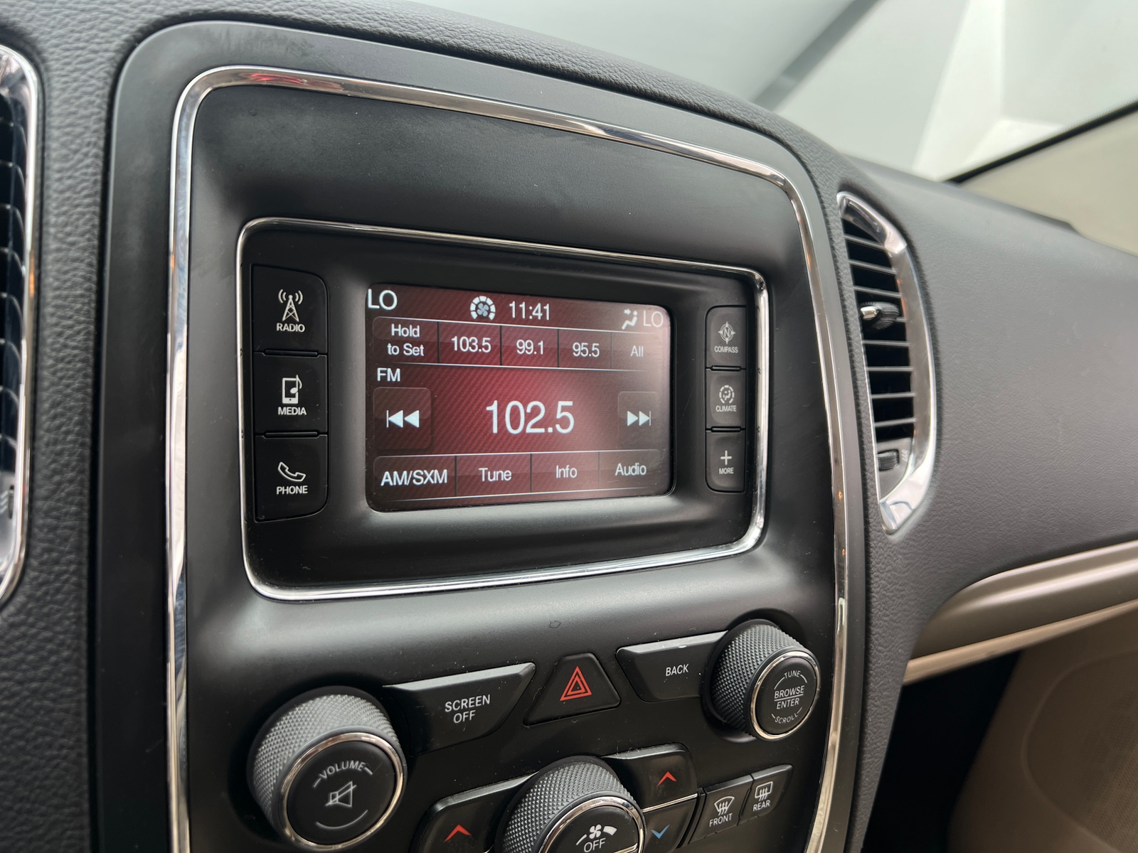 Thumbnail: 2016 Dodge Durango - 4