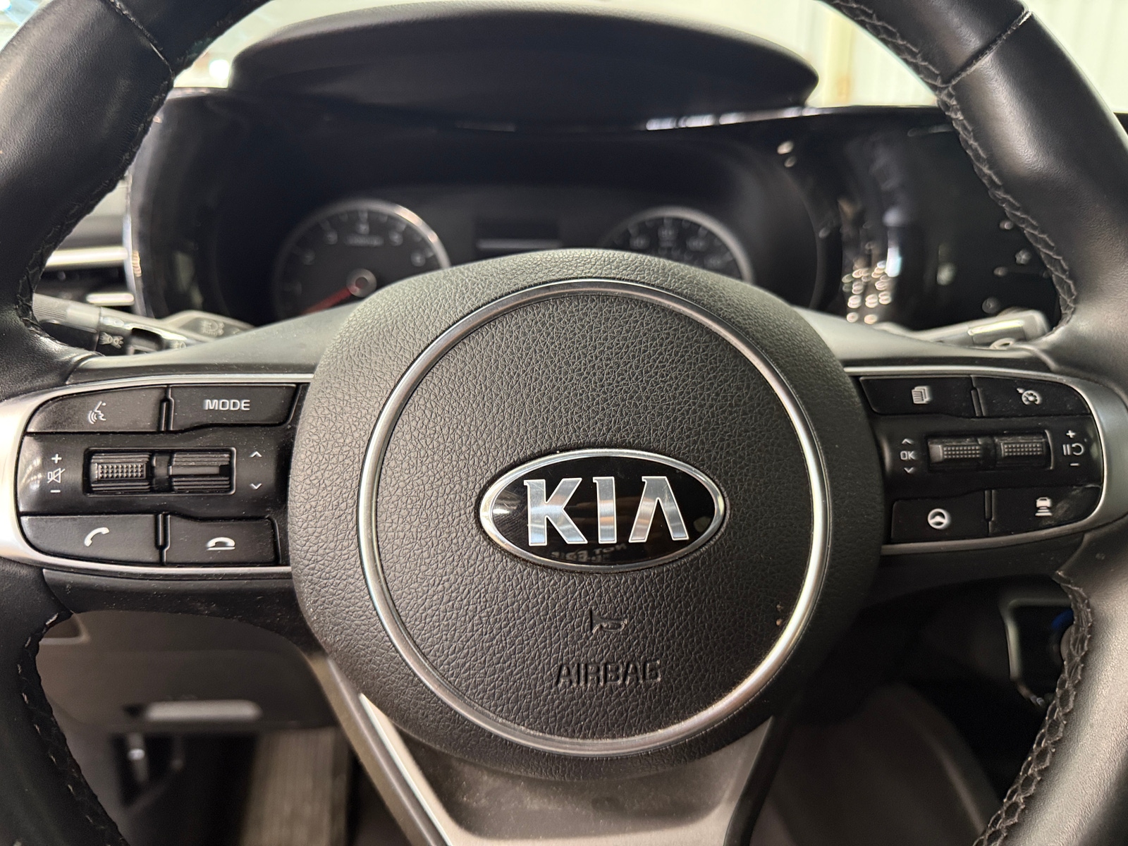 Thumbnail: 2021 Kia K5 - 4