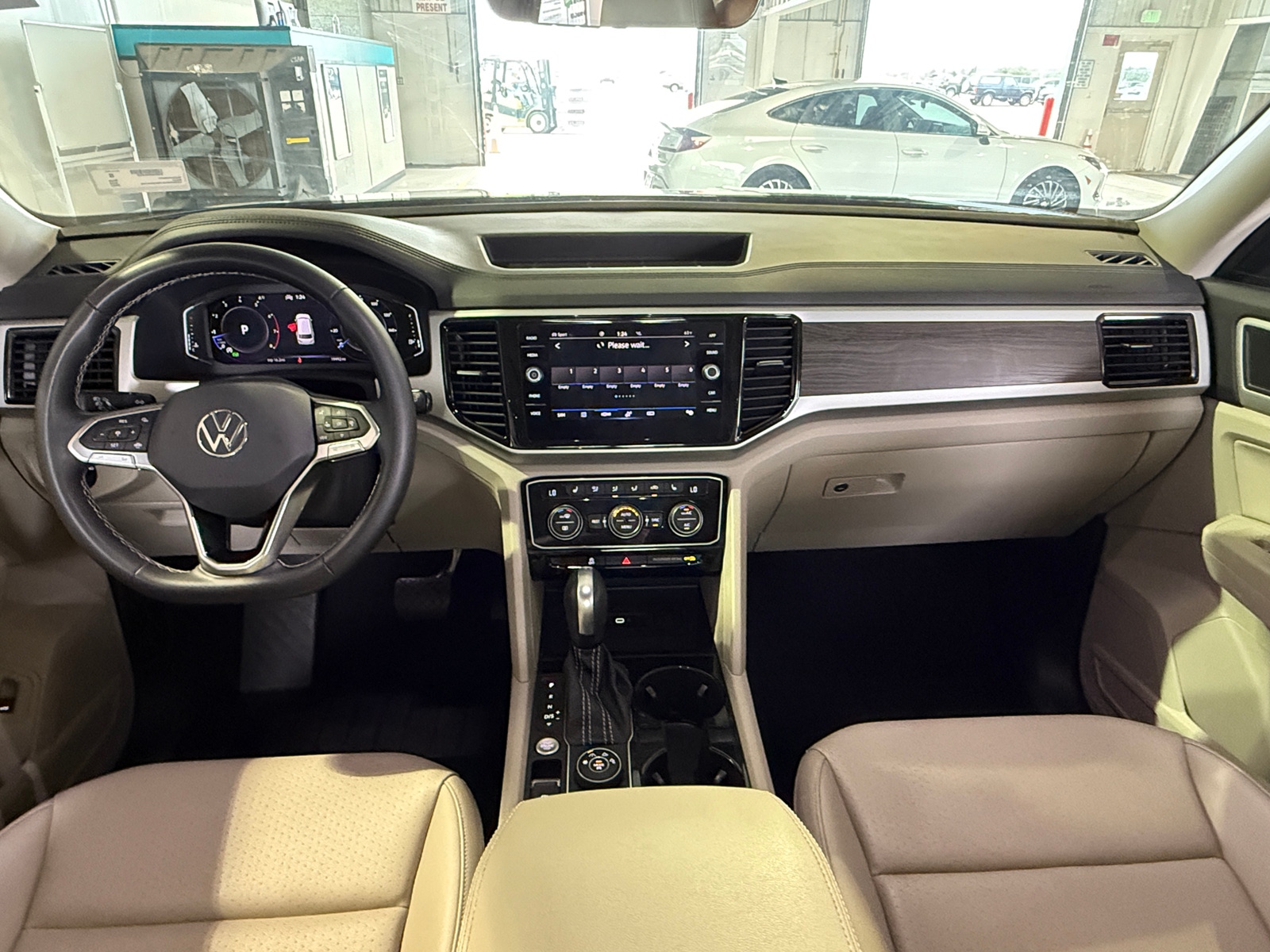 Thumbnail: 2022 Volkswagen Atlas - 2