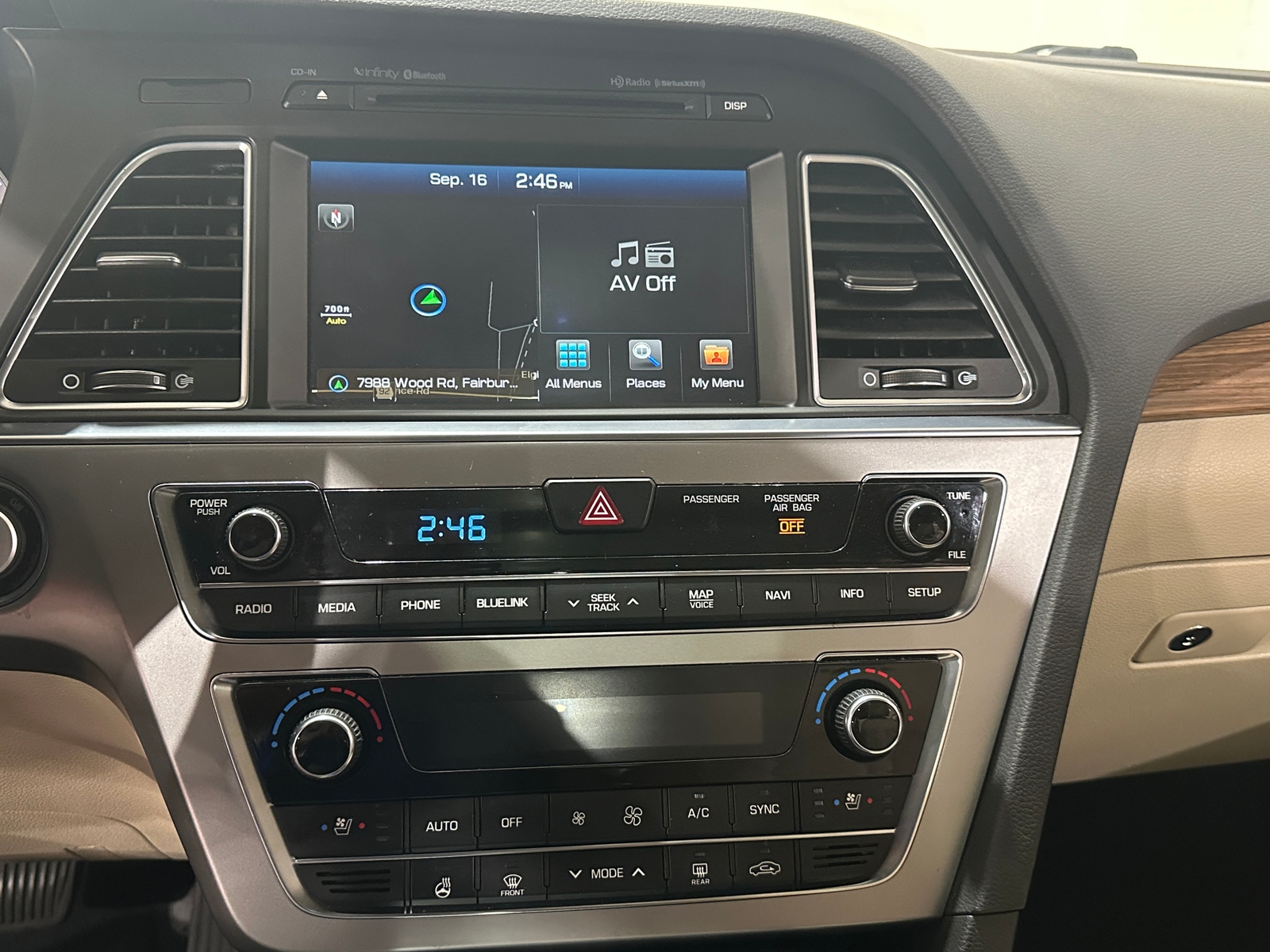 Thumbnail: 2015 Hyundai Sonata - 3