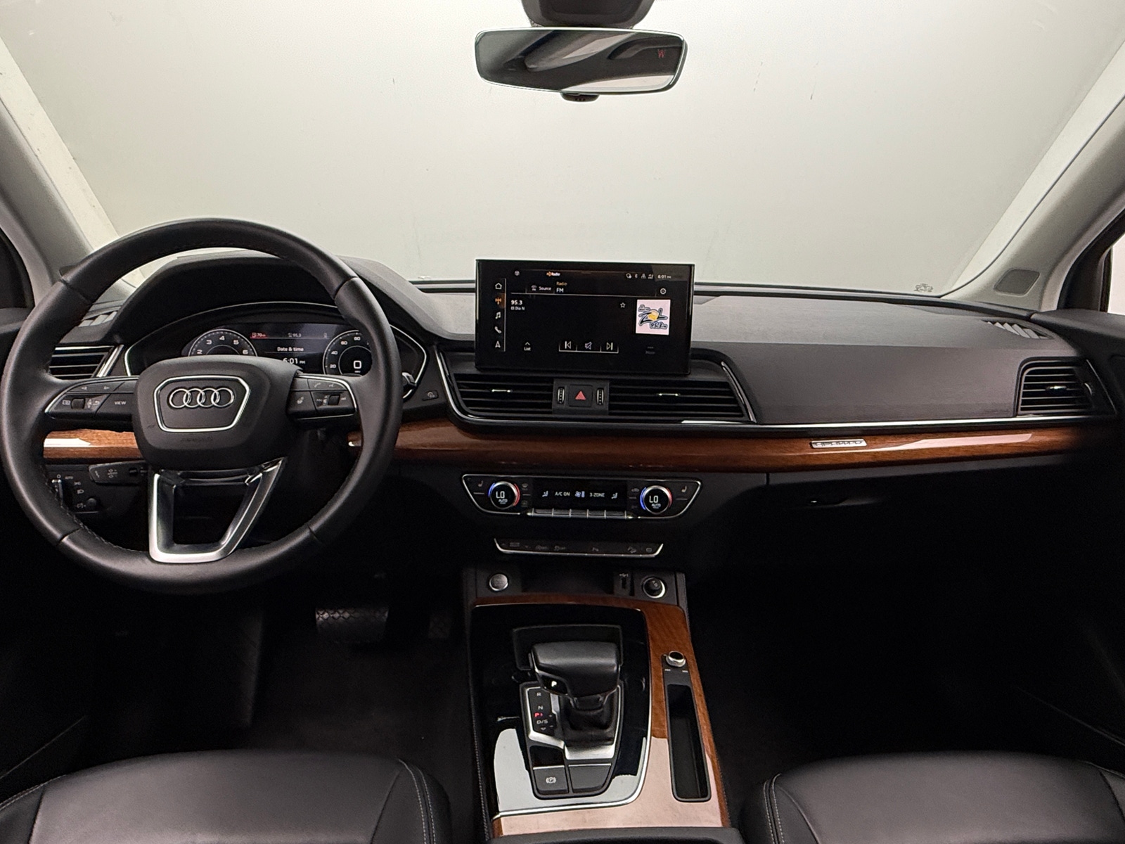 Thumbnail: 2023 Audi Q5 - 2