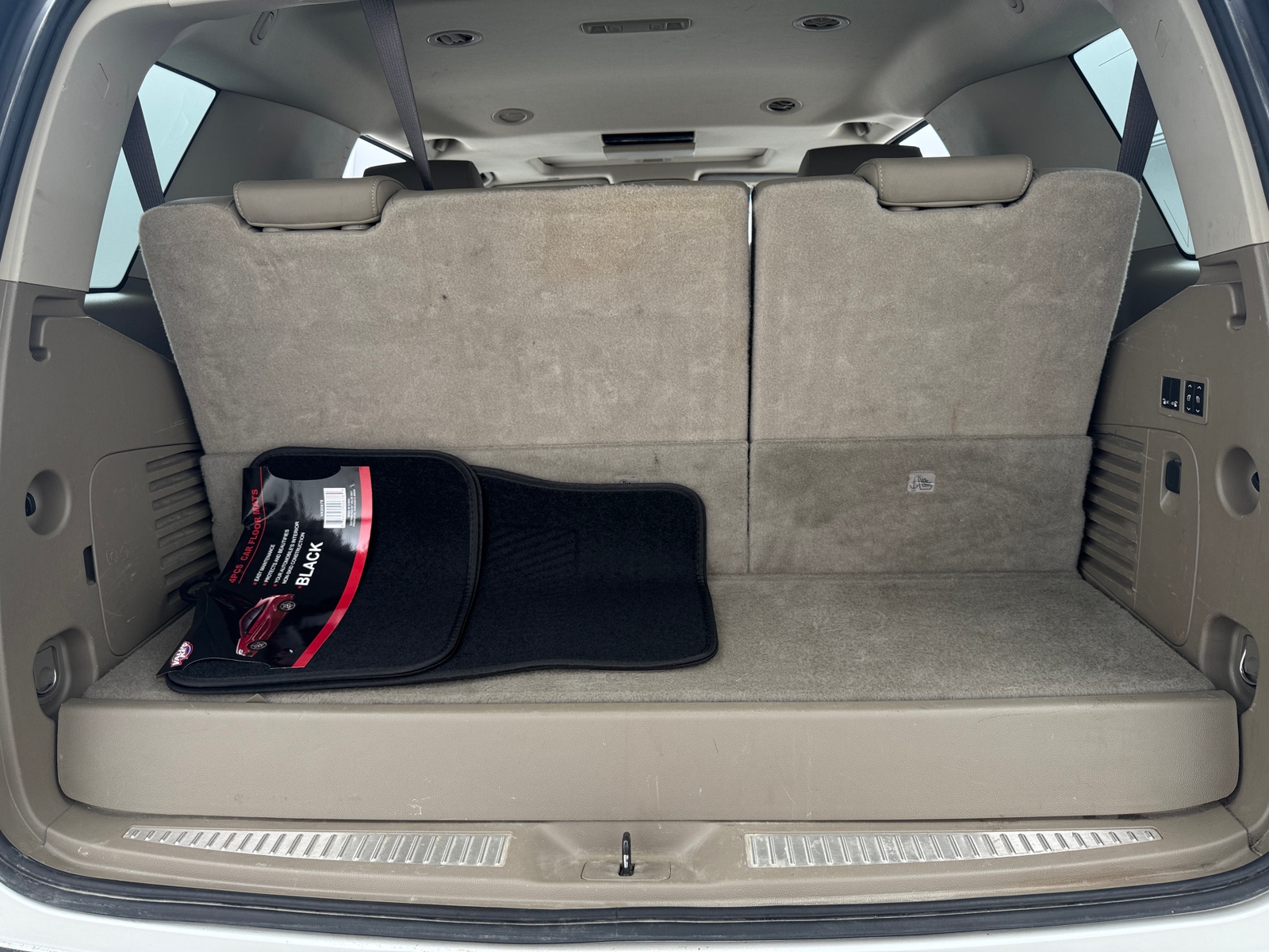 Thumbnail: 2018 Chevrolet Tahoe - 6