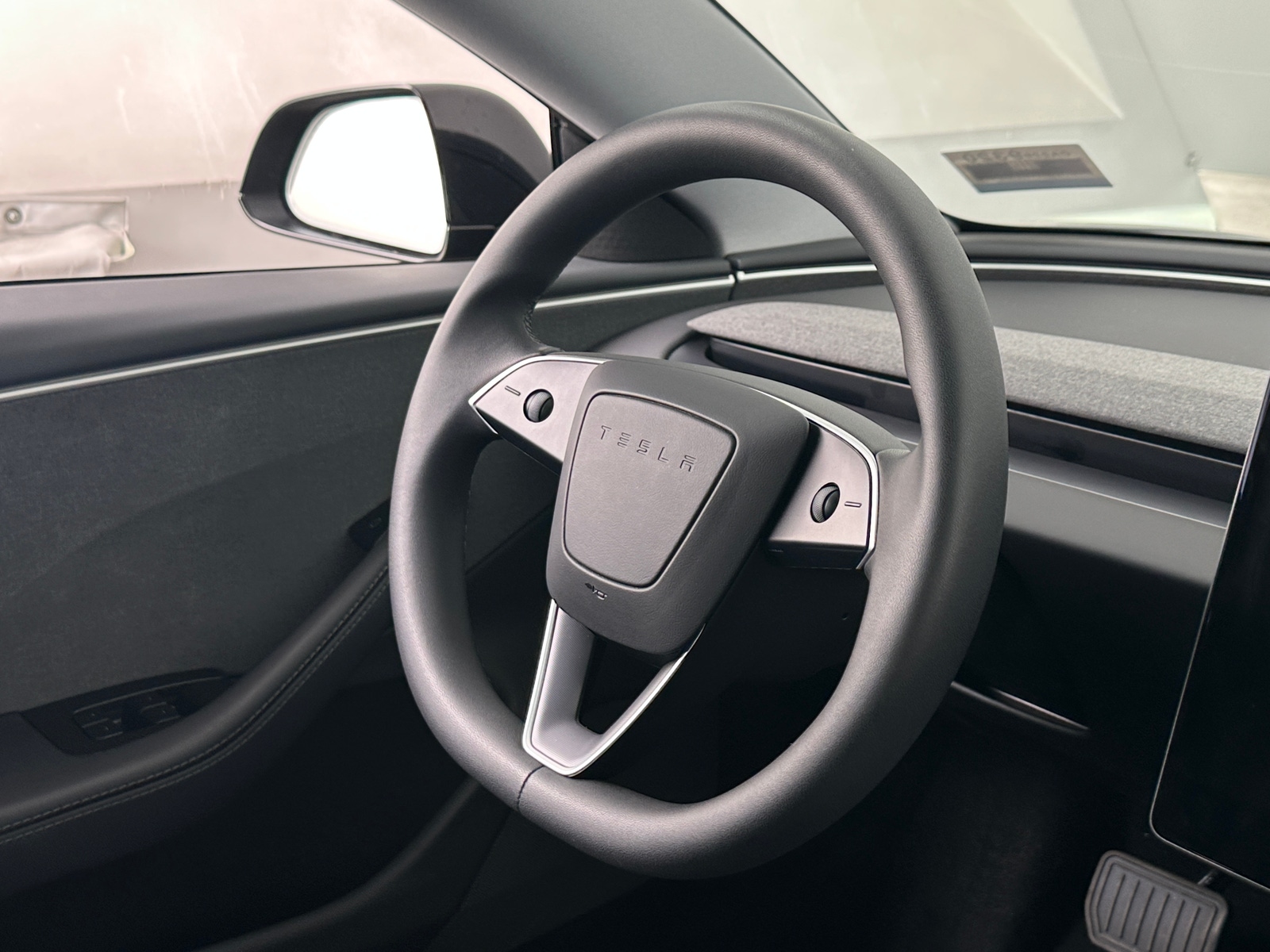 Thumbnail: 2025 Tesla Model 3 - 4