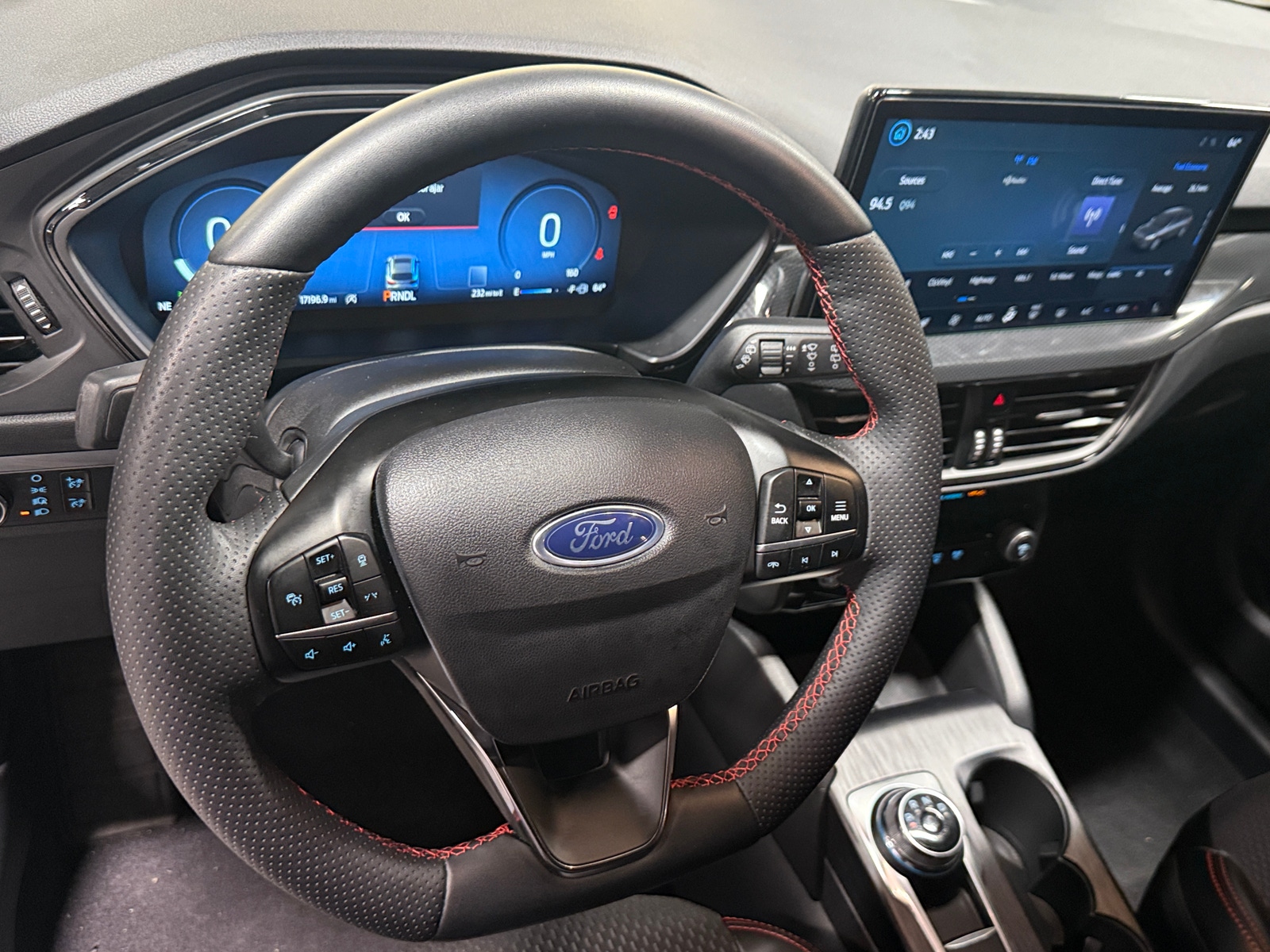 Thumbnail: 2023 Ford Escape - 5
