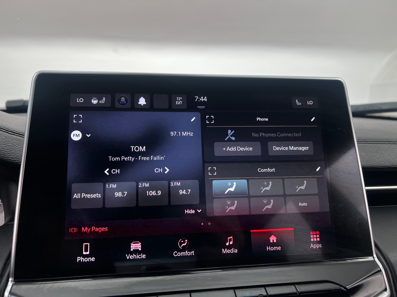 Thumbnail: 2023 Jeep Compass - 3