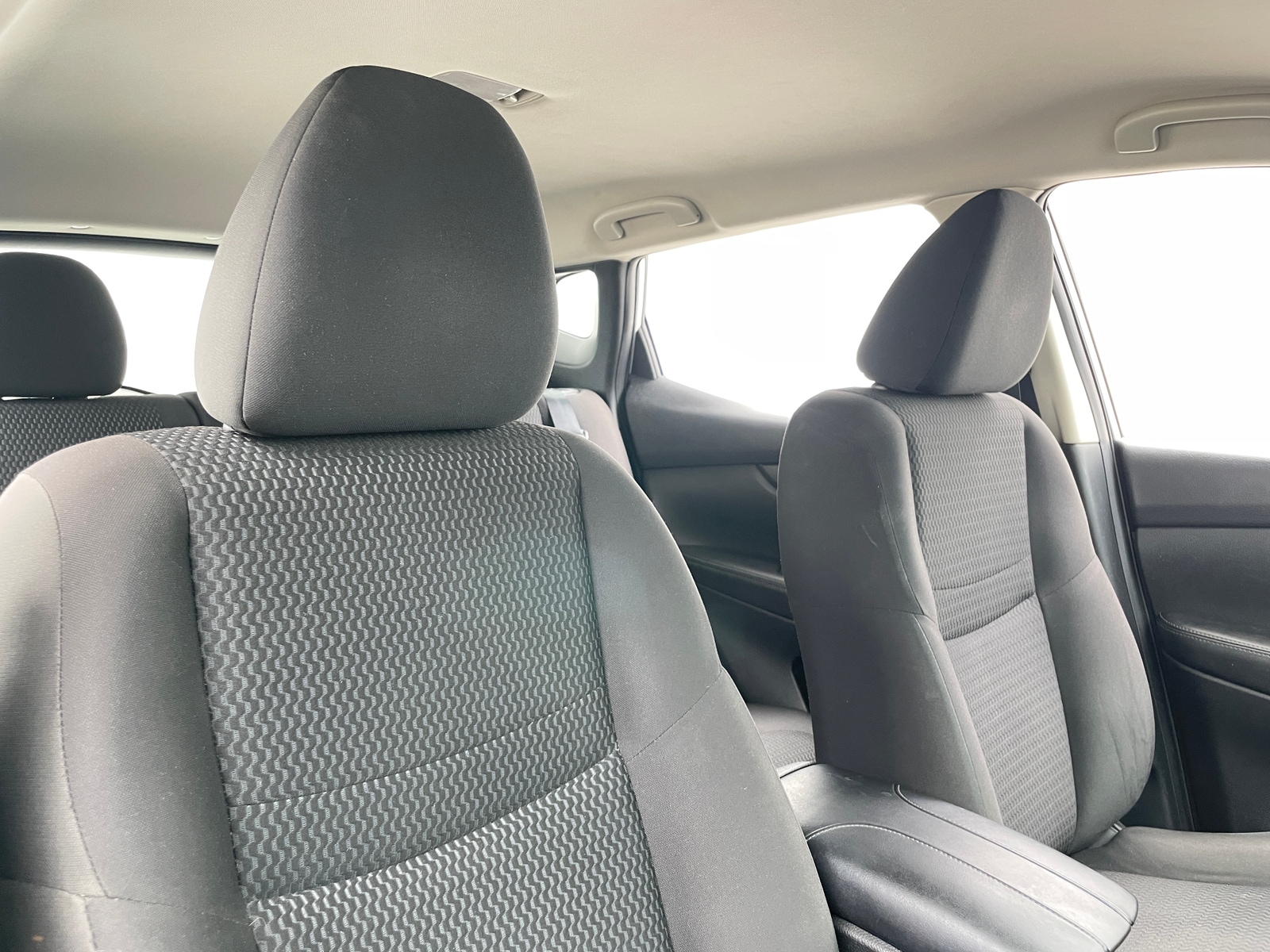 Thumbnail: 2019 Nissan Rogue Sport - 2