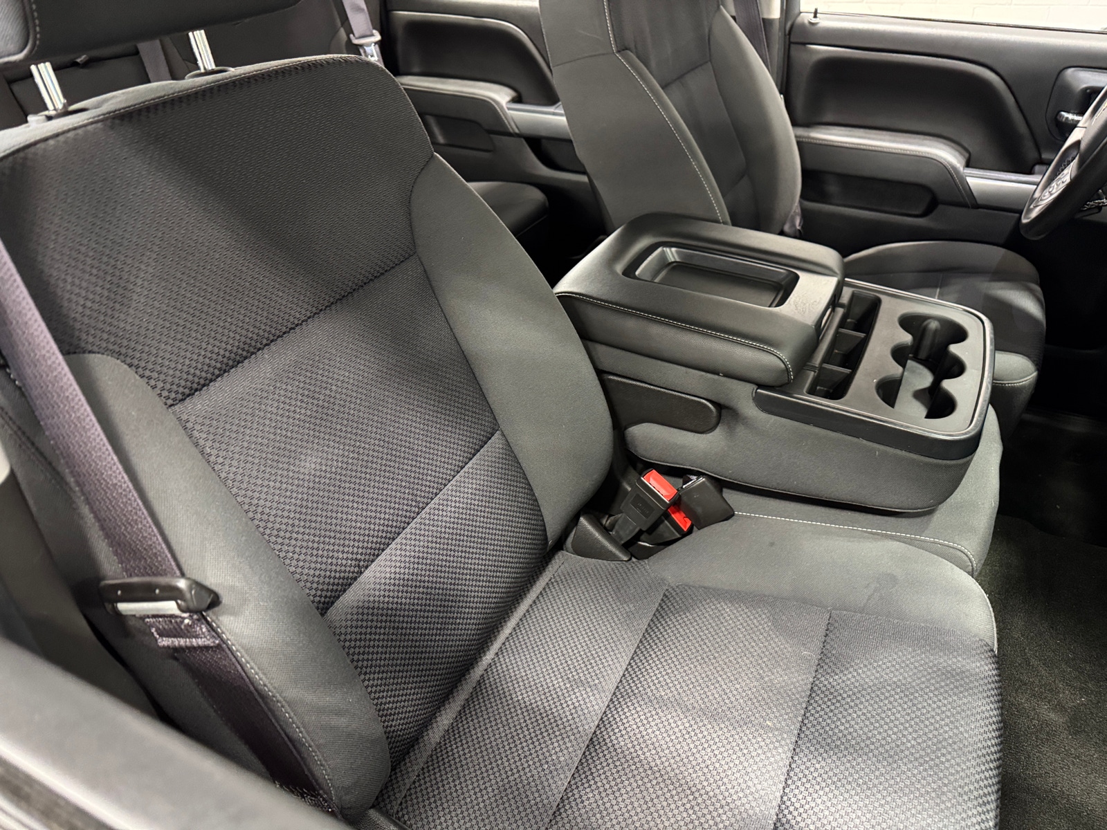 Thumbnail: 2015 Chevrolet Silverado 1500 - 2