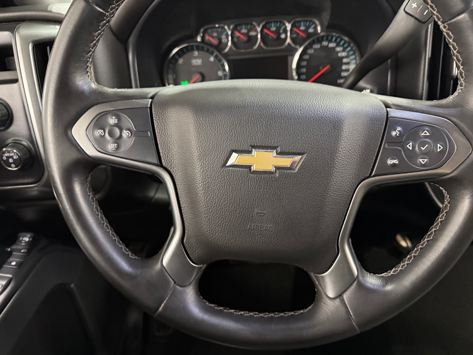 Thumbnail: 2015 Chevrolet Silverado 1500 - 5