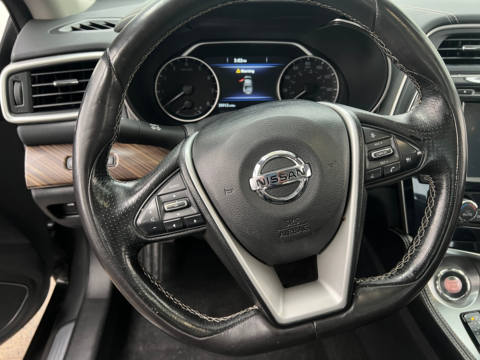 Thumbnail: 2017 Nissan Maxima - 4