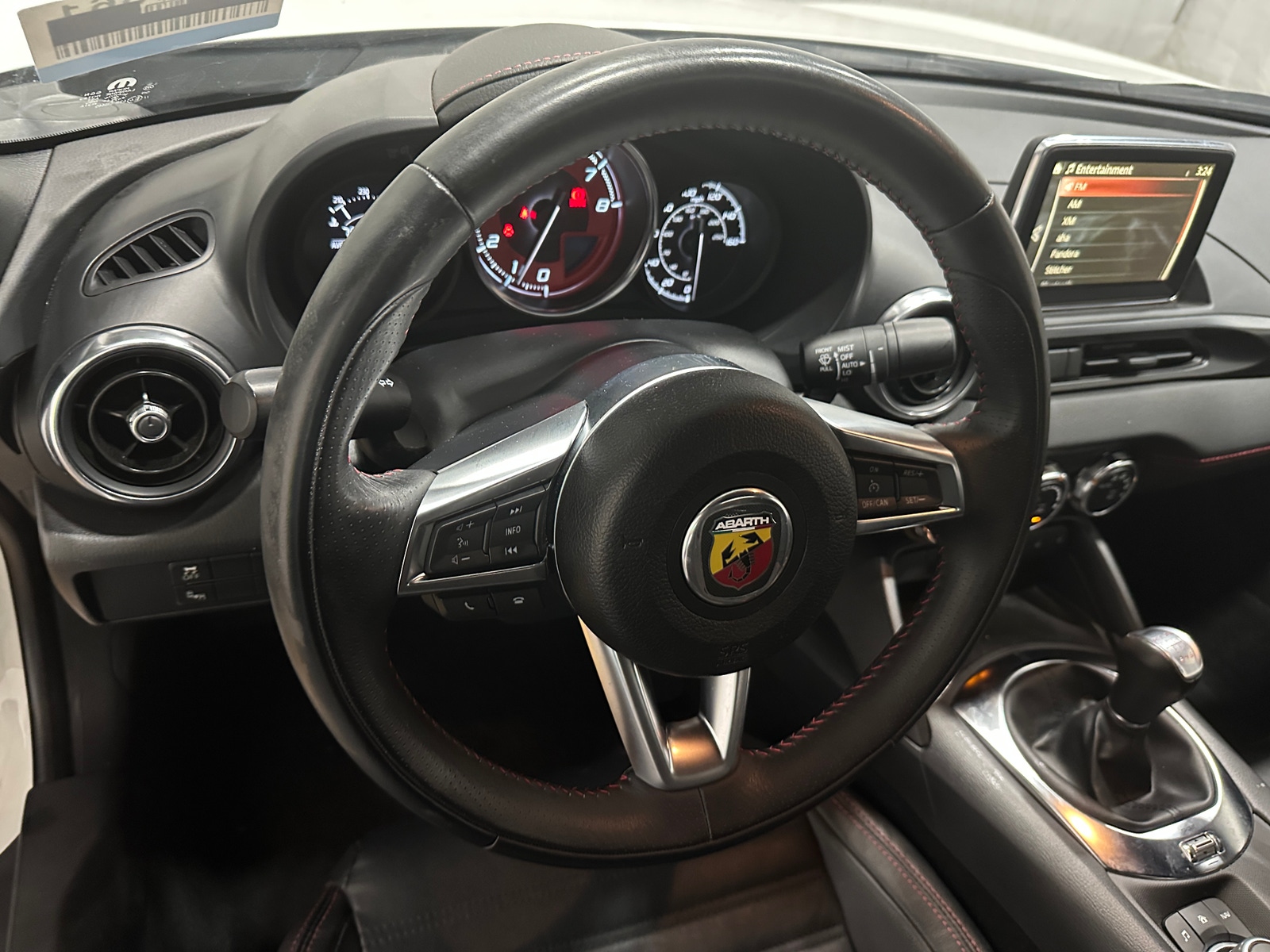 Thumbnail: 2020 Fiat 124 Spider - 4
