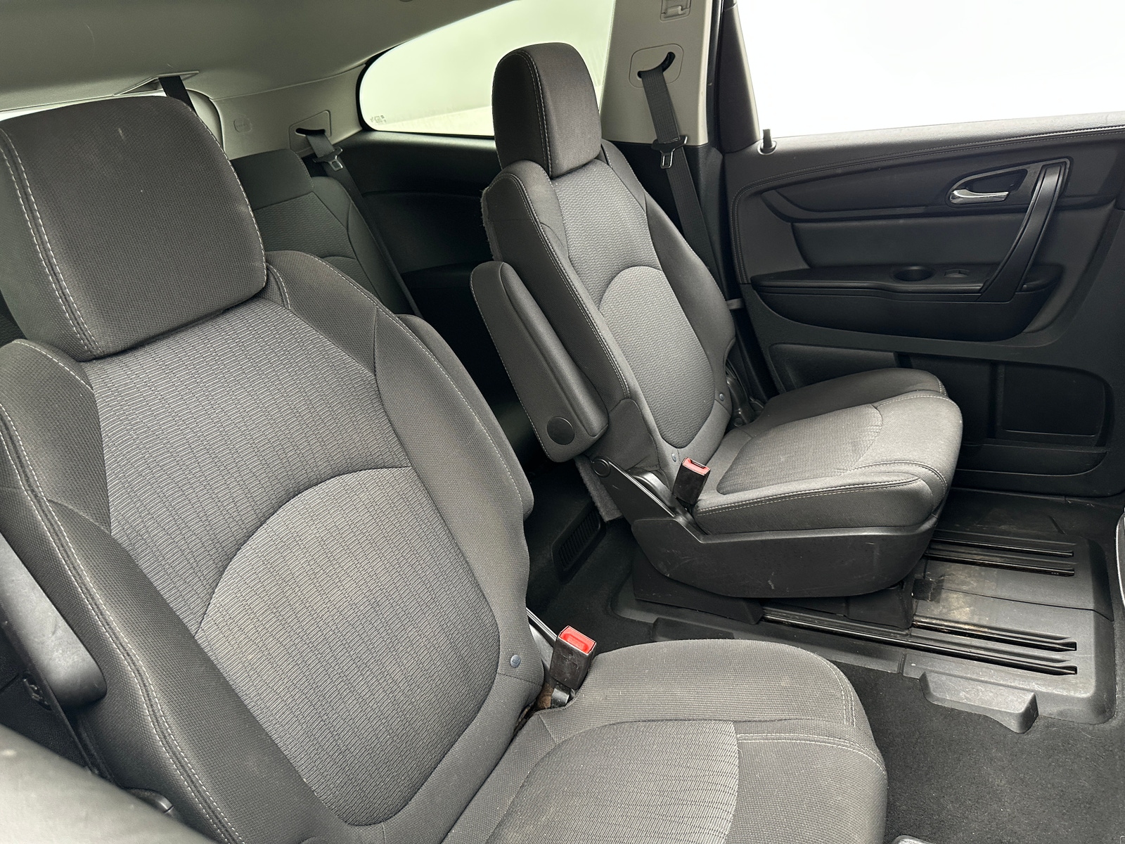 Thumbnail: 2017 Chevrolet Traverse - 6
