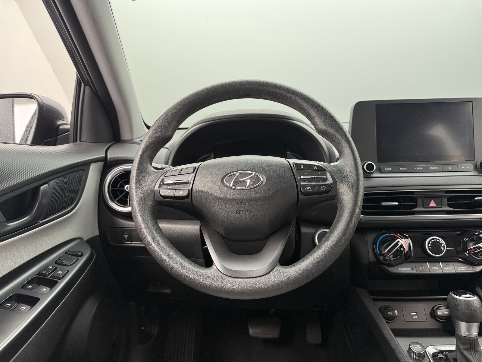 Thumbnail: 2022 Hyundai Kona - 5