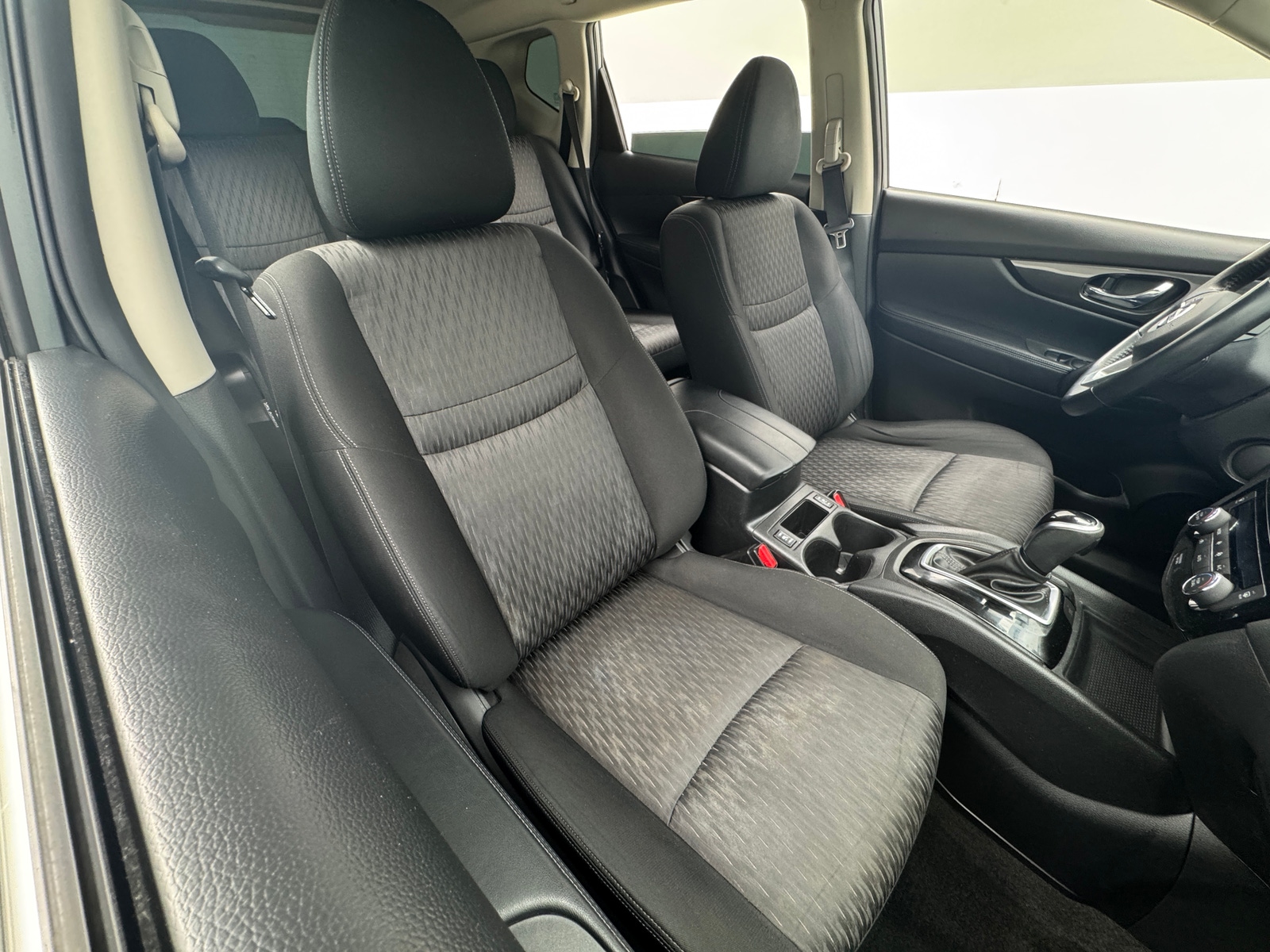 Thumbnail: 2019 Nissan Rogue - 2