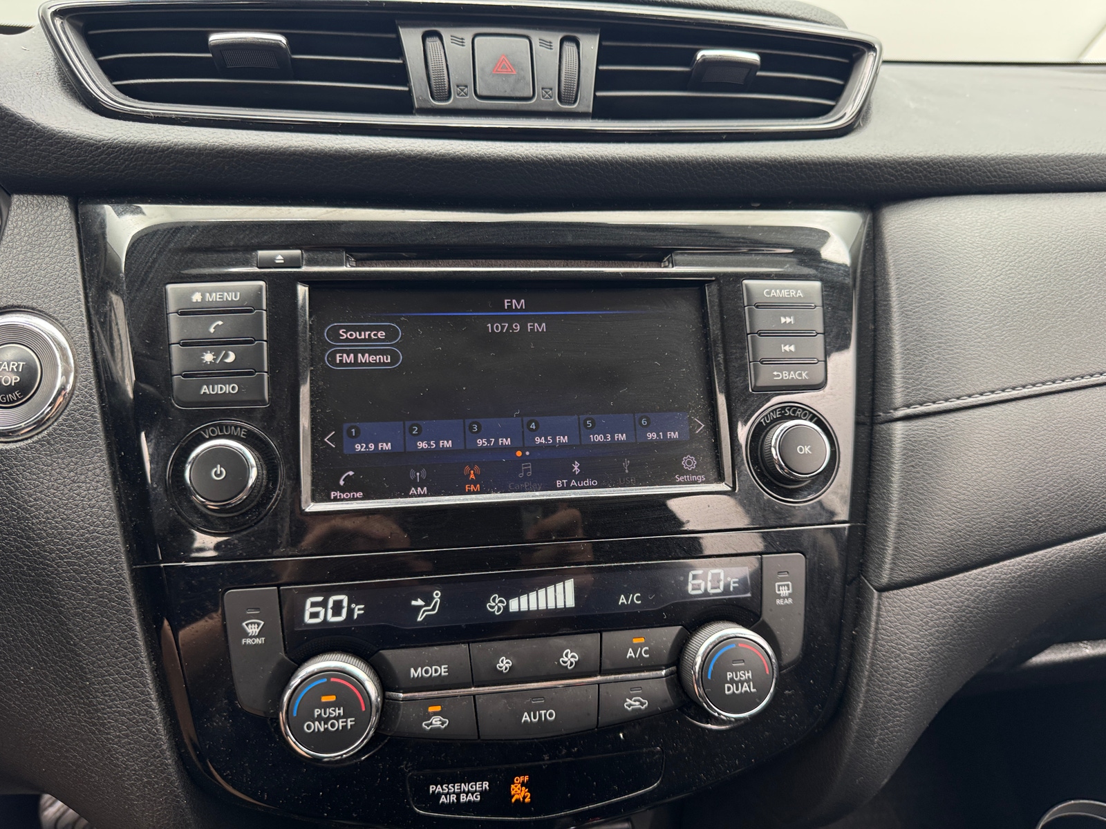 Thumbnail: 2019 Nissan Rogue - 4