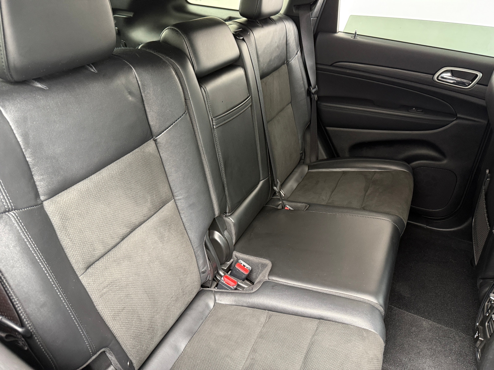 Thumbnail: 2021 Jeep Grand Cherokee - 6