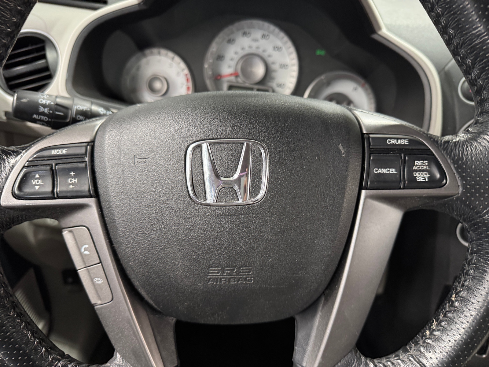 Thumbnail: 2015 Honda Pilot - 4