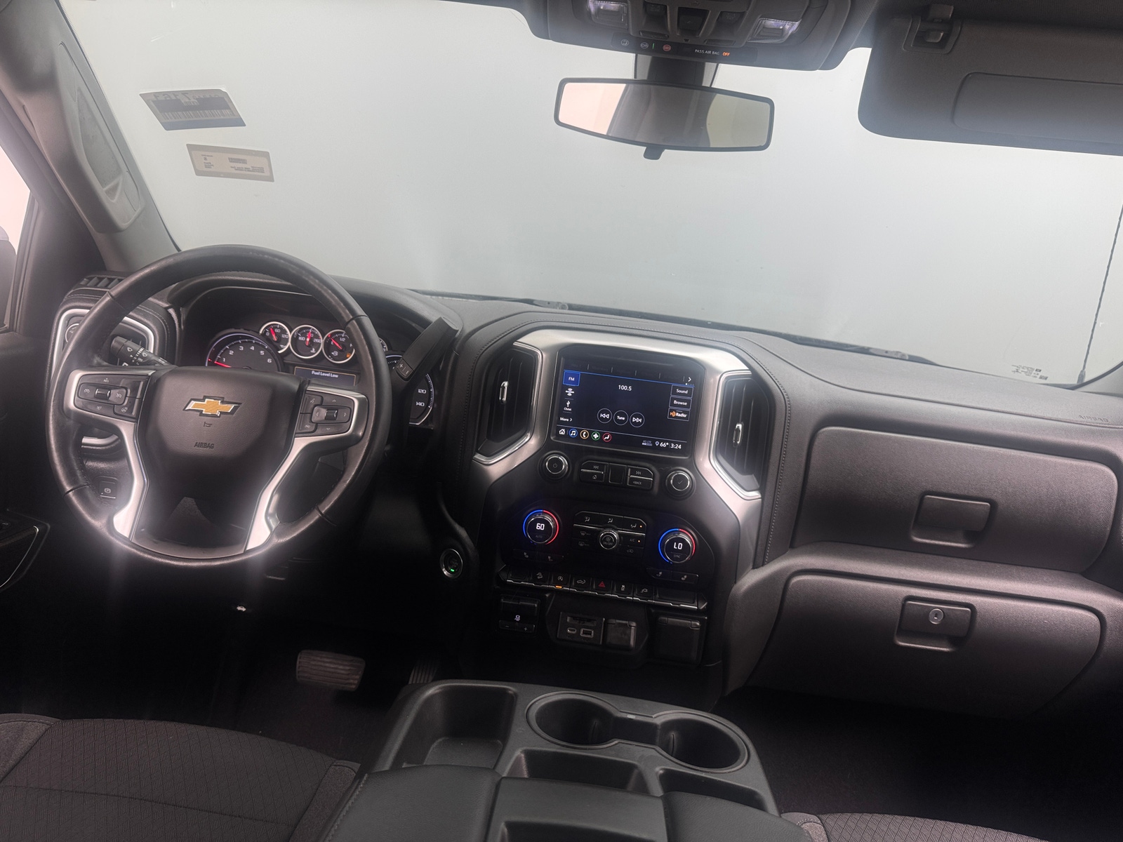 Thumbnail: 2020 Chevrolet Silverado 1500 - 3