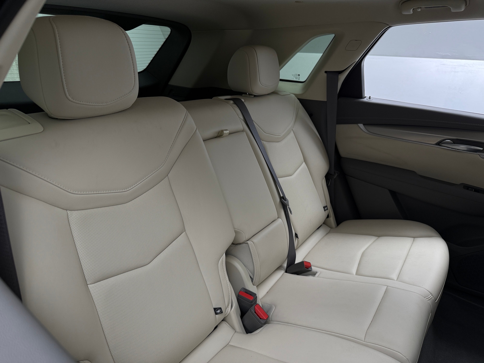 Thumbnail: 2022 Cadillac XT5 - 5