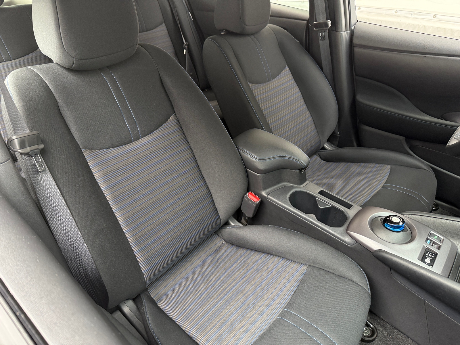 Thumbnail: 2025 Nissan Leaf - 2