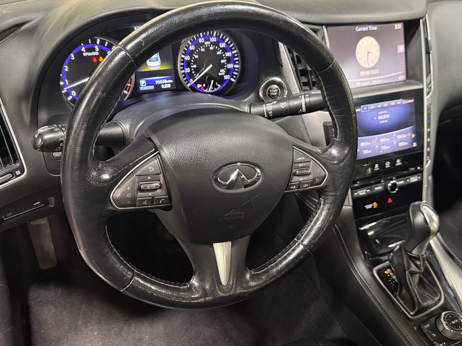 Thumbnail: 2015 INFINITI Q50 - 4