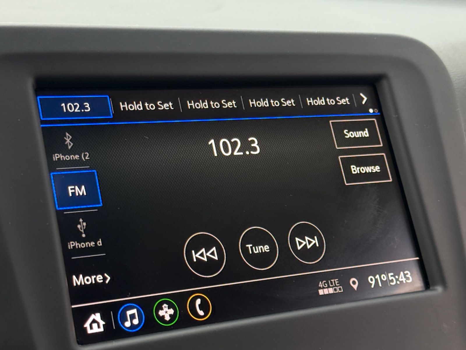 Thumbnail: 2020 Chevrolet Equinox - 4