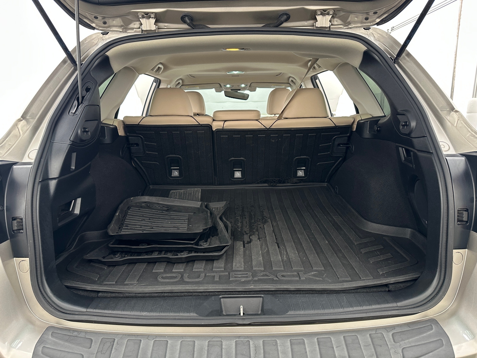 Thumbnail: 2018 Subaru Outback - 6
