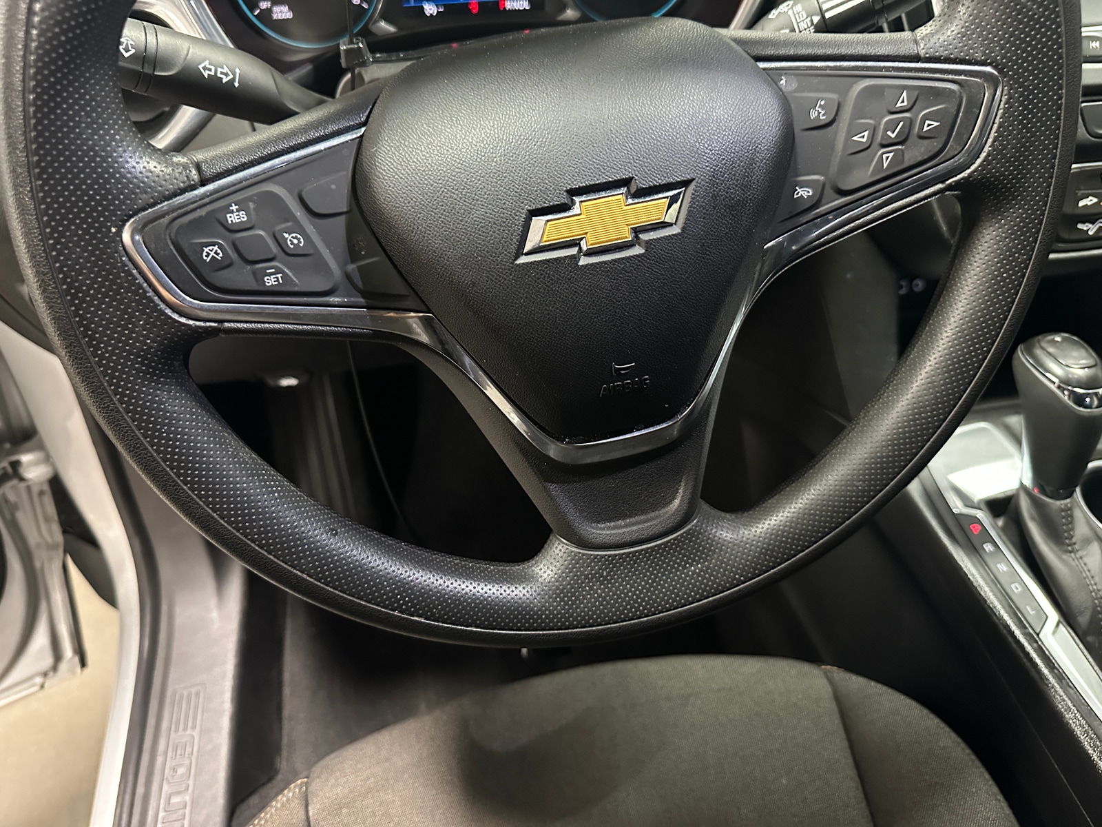 Thumbnail: 2019 Chevrolet Equinox - 5
