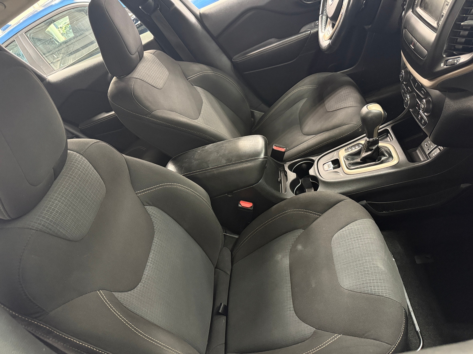 Thumbnail: 2015 Jeep Cherokee - 2