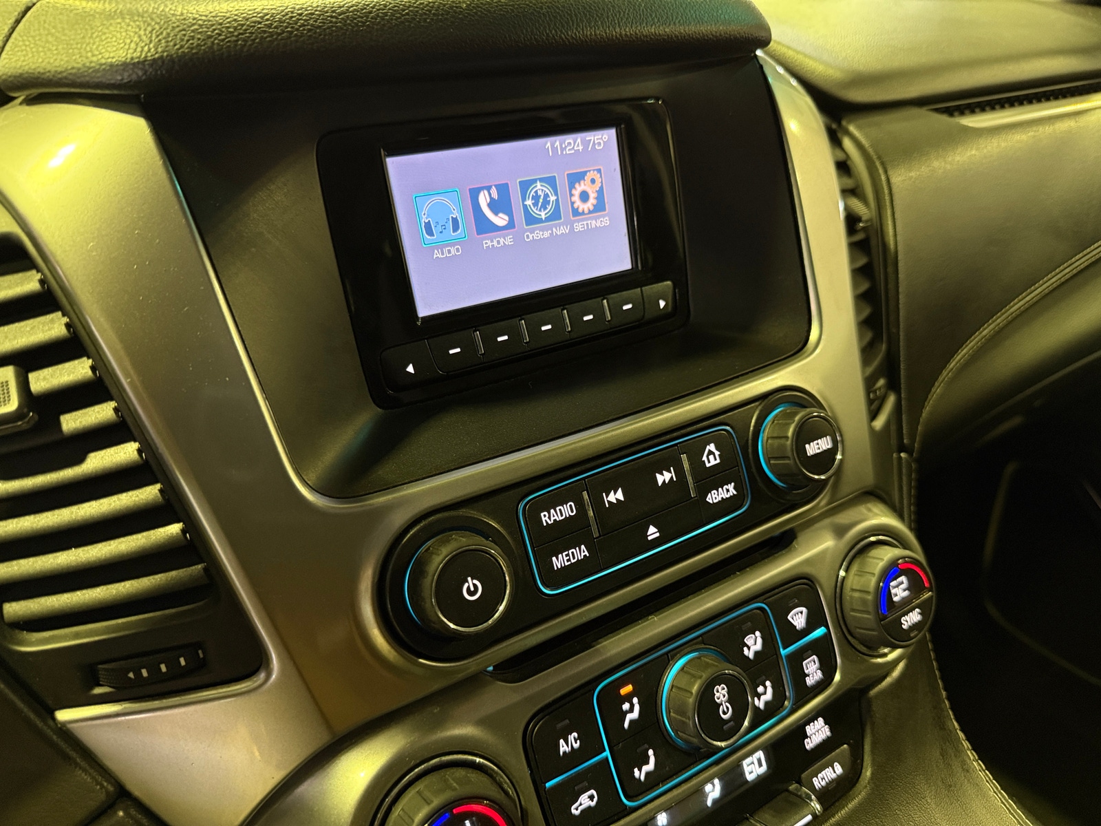 Thumbnail: 2015 Chevrolet Tahoe - 4