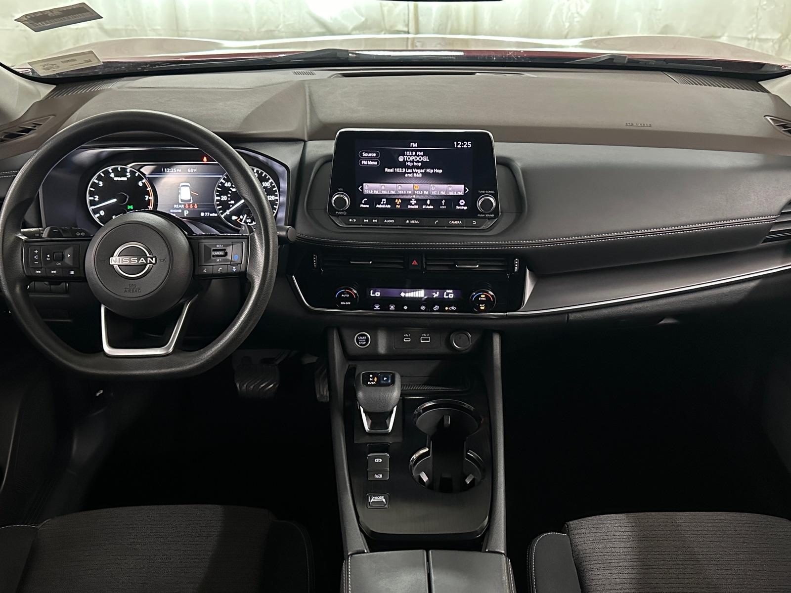 Thumbnail: 2022 Nissan Rogue - 3