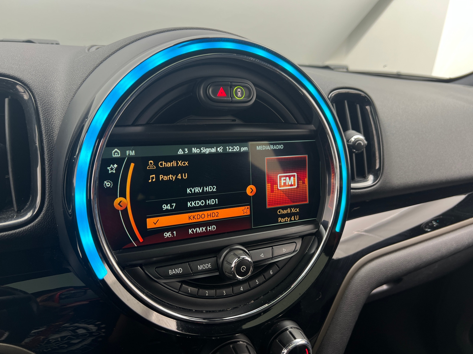 Thumbnail: 2019 MINI Cooper Countryman - 4