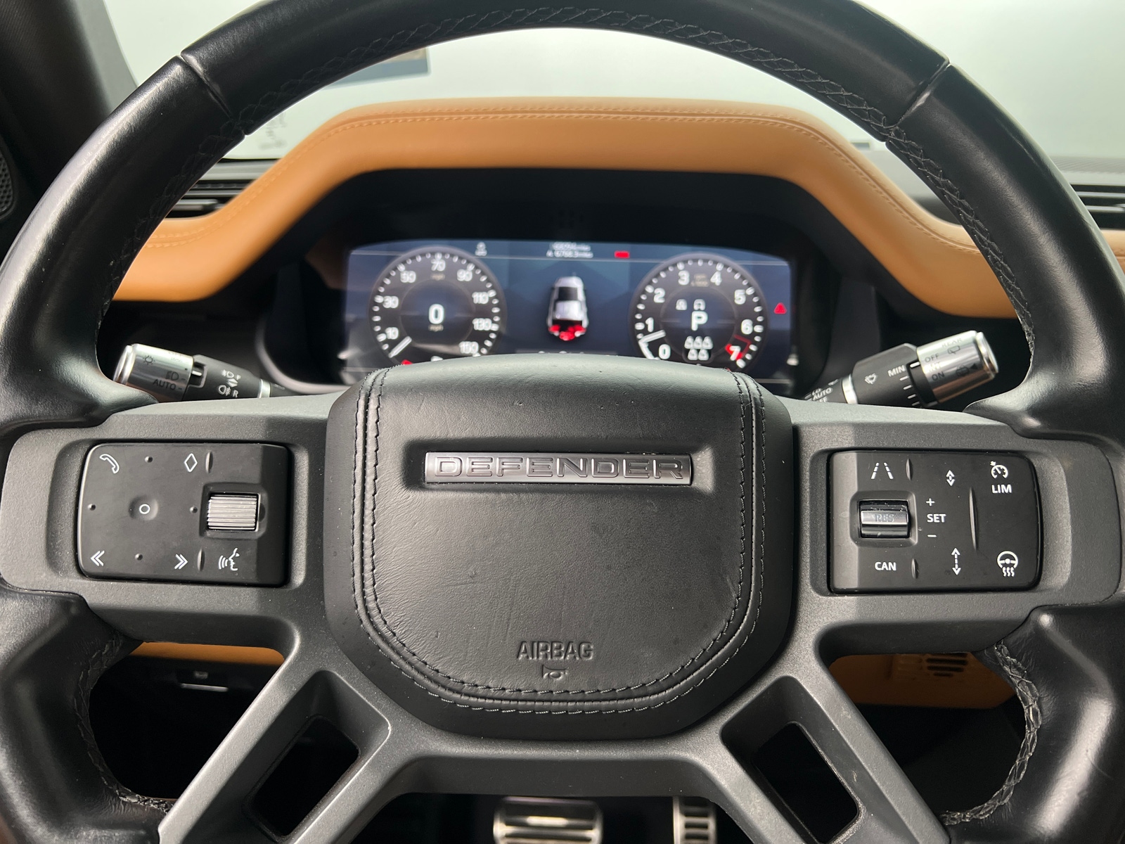 Thumbnail: 2020 Land Rover Defender - 4