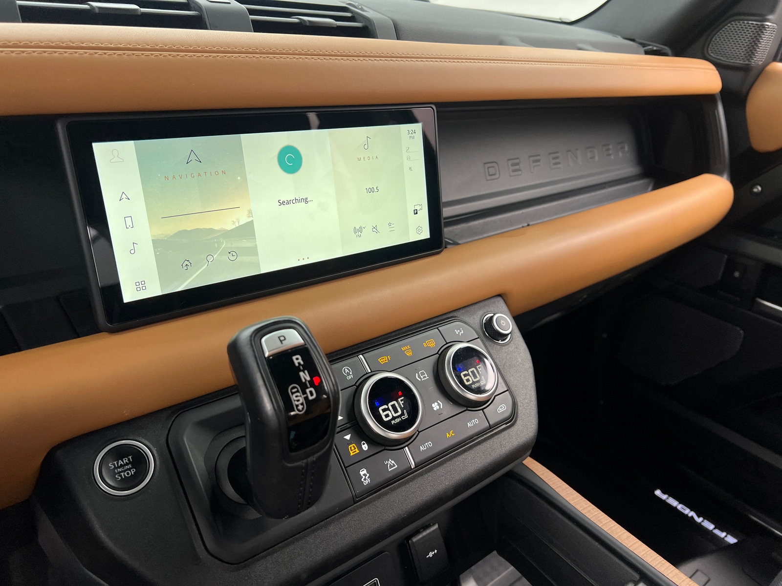 Thumbnail: 2020 Land Rover Defender - 3