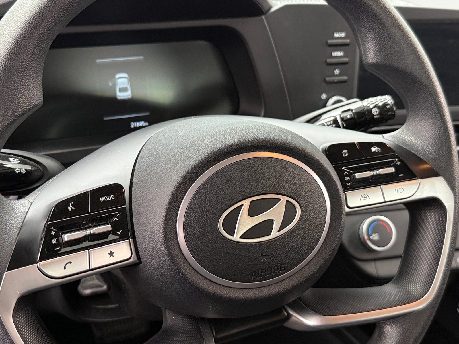 Thumbnail: 2024 Hyundai Elantra - 5