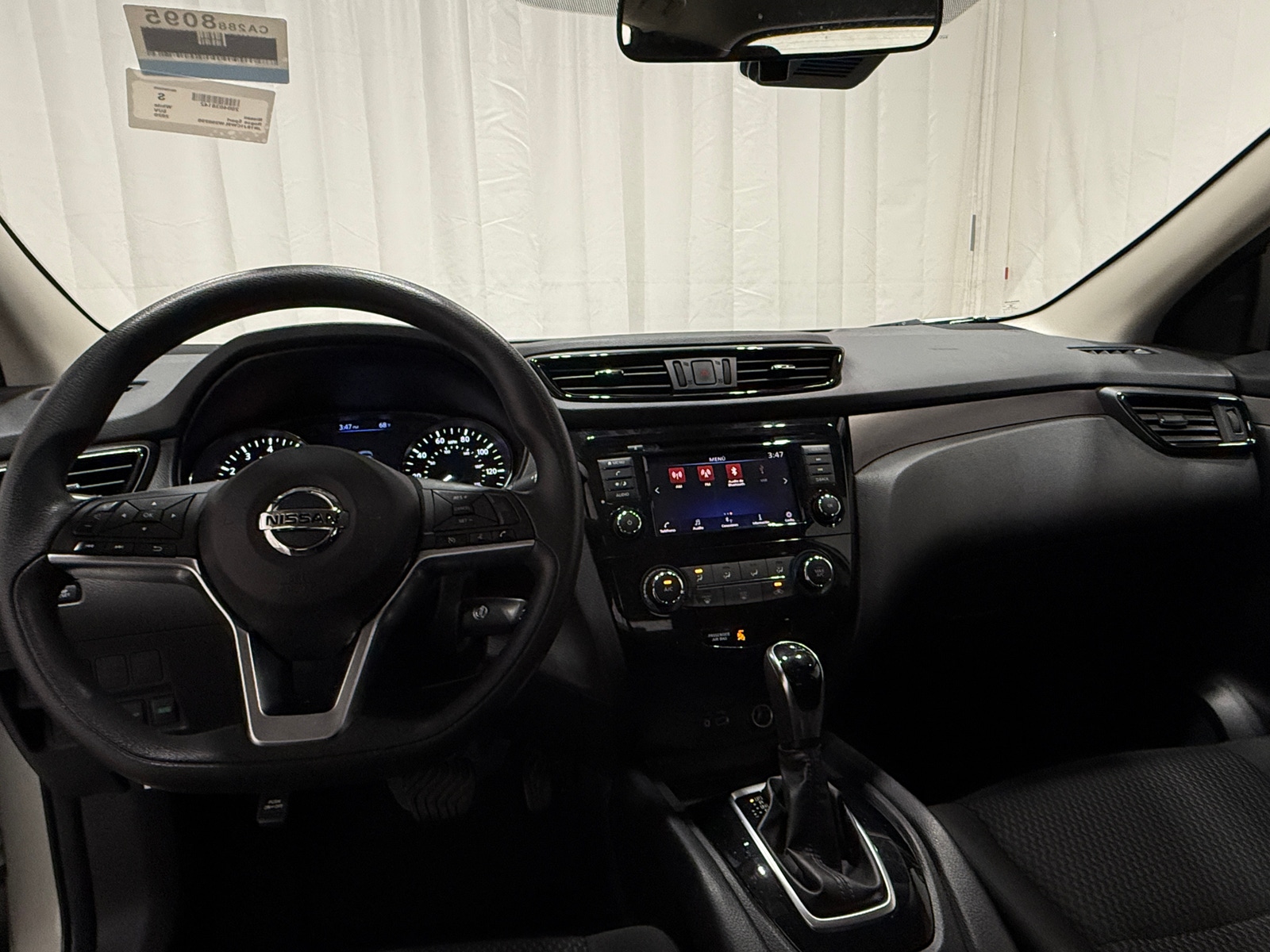 Thumbnail: 2020 Nissan Rogue Sport - 3