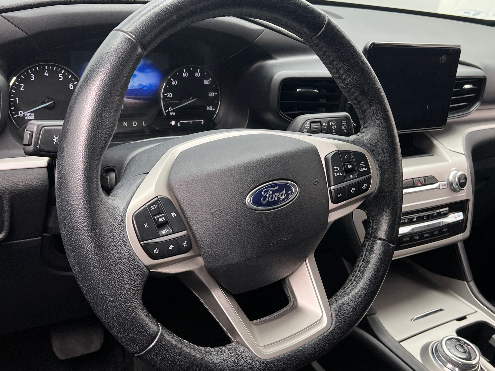 Thumbnail: 2021 Ford Explorer - 5