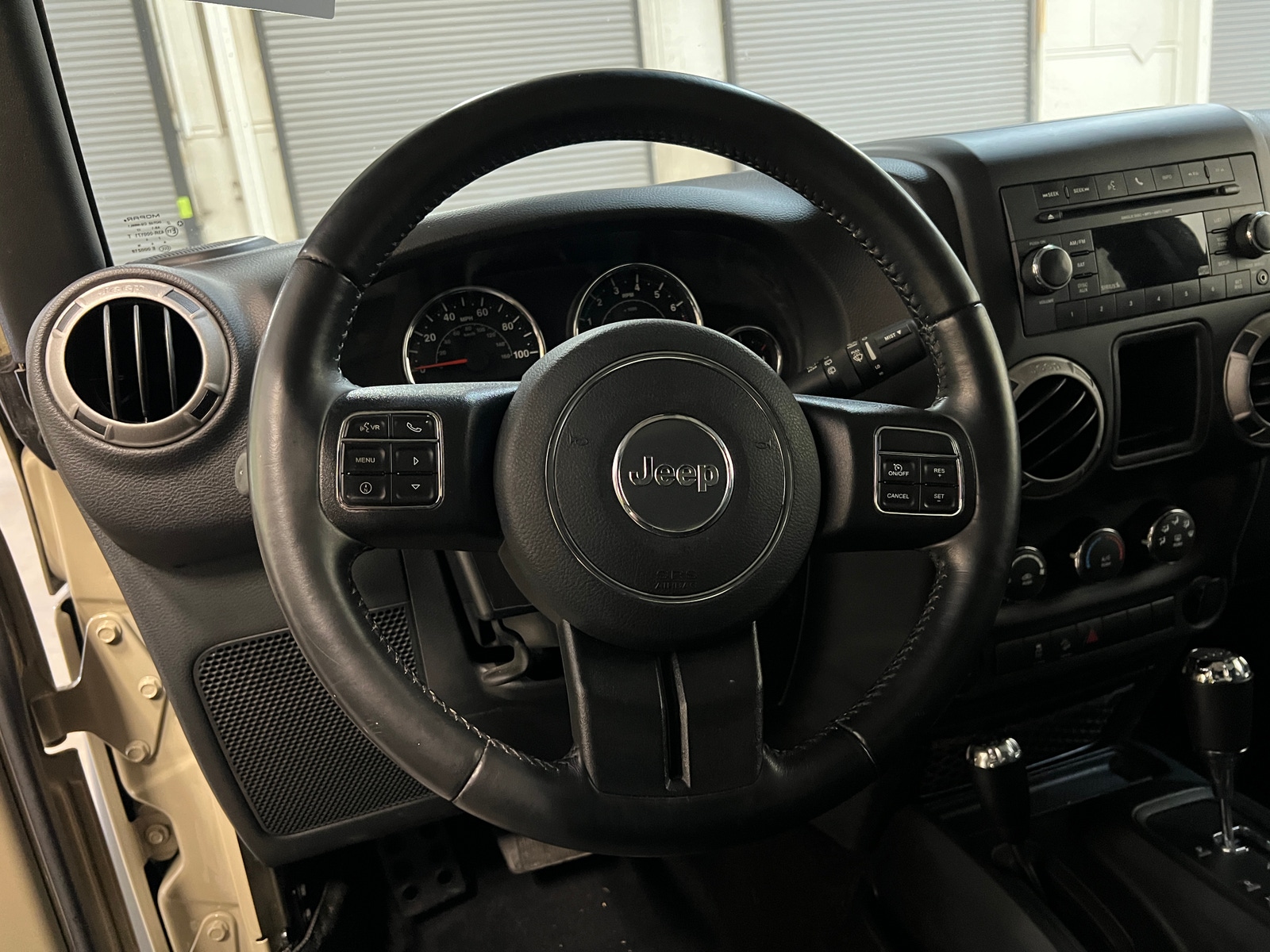 Thumbnail: 2017 Jeep Wrangler - 5