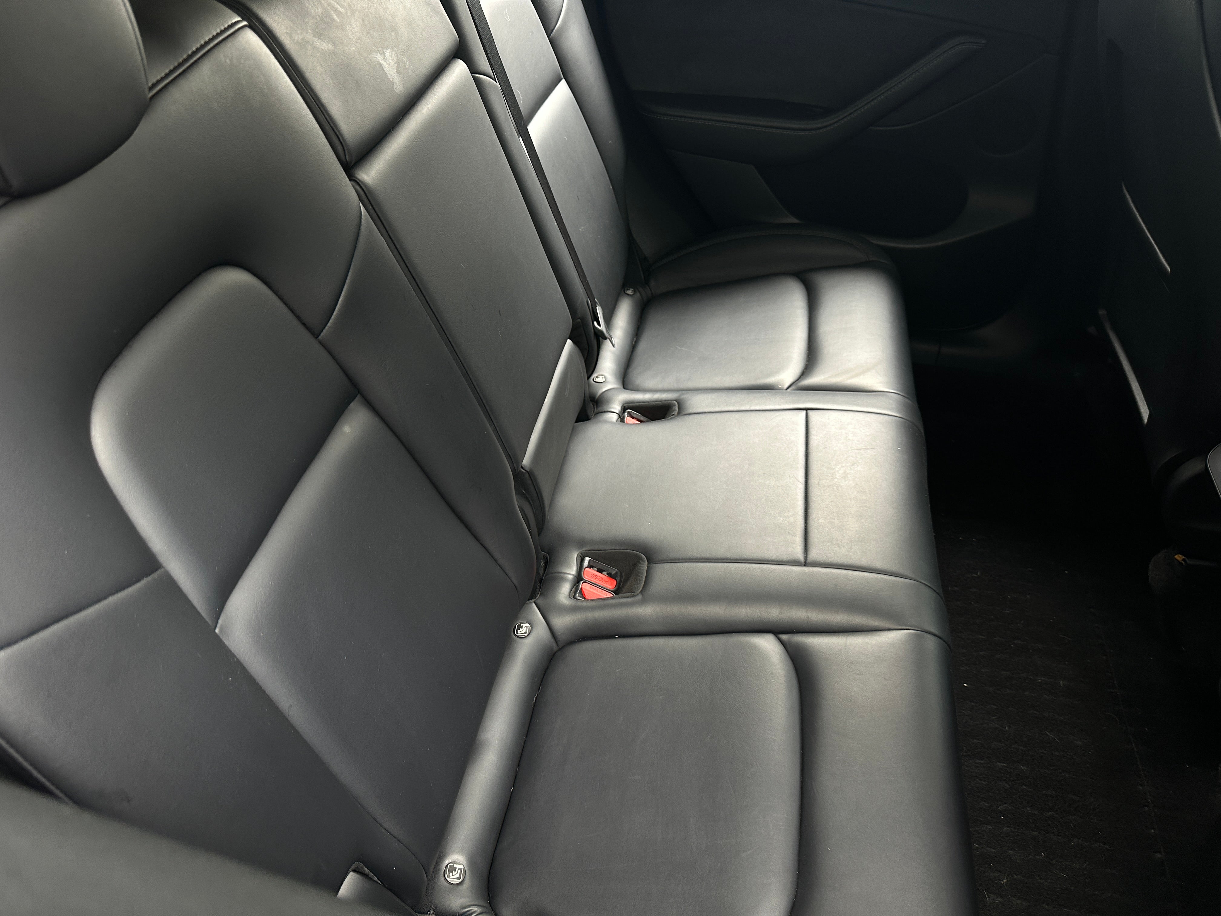 Used 2021 Tesla Model Y Long Range with VIN 5YJYGDEE3MF295452 for sale in Auburn, WA