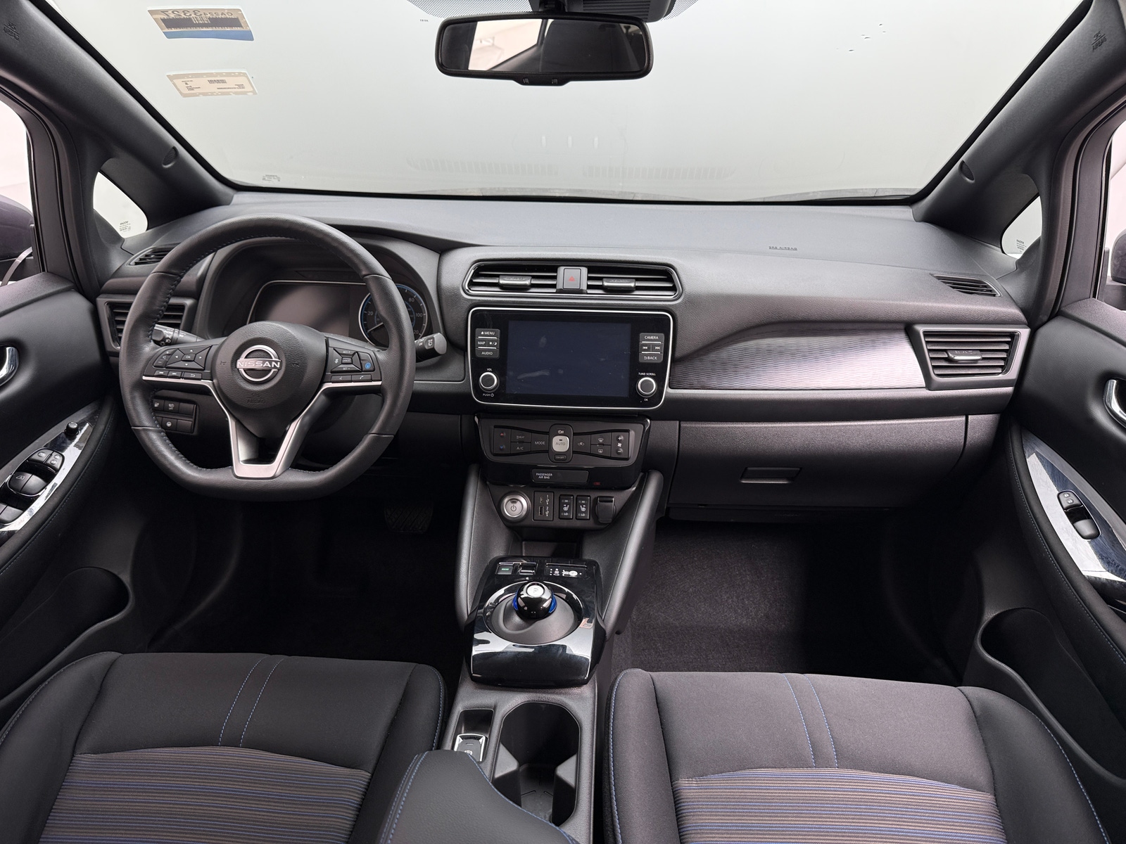 Thumbnail: 2024 Nissan Leaf - 3