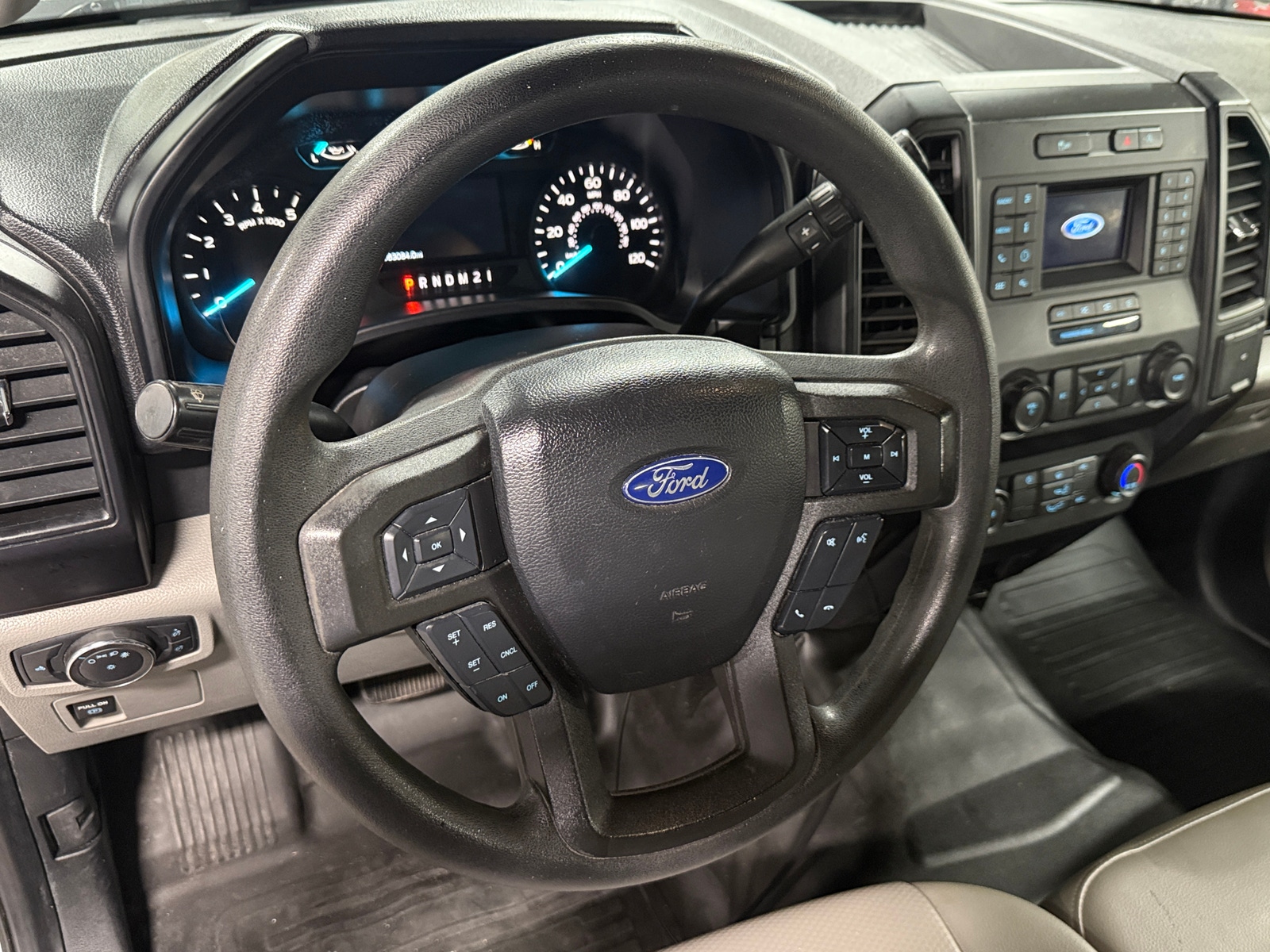 Thumbnail: 2020 Ford Econoline - 5