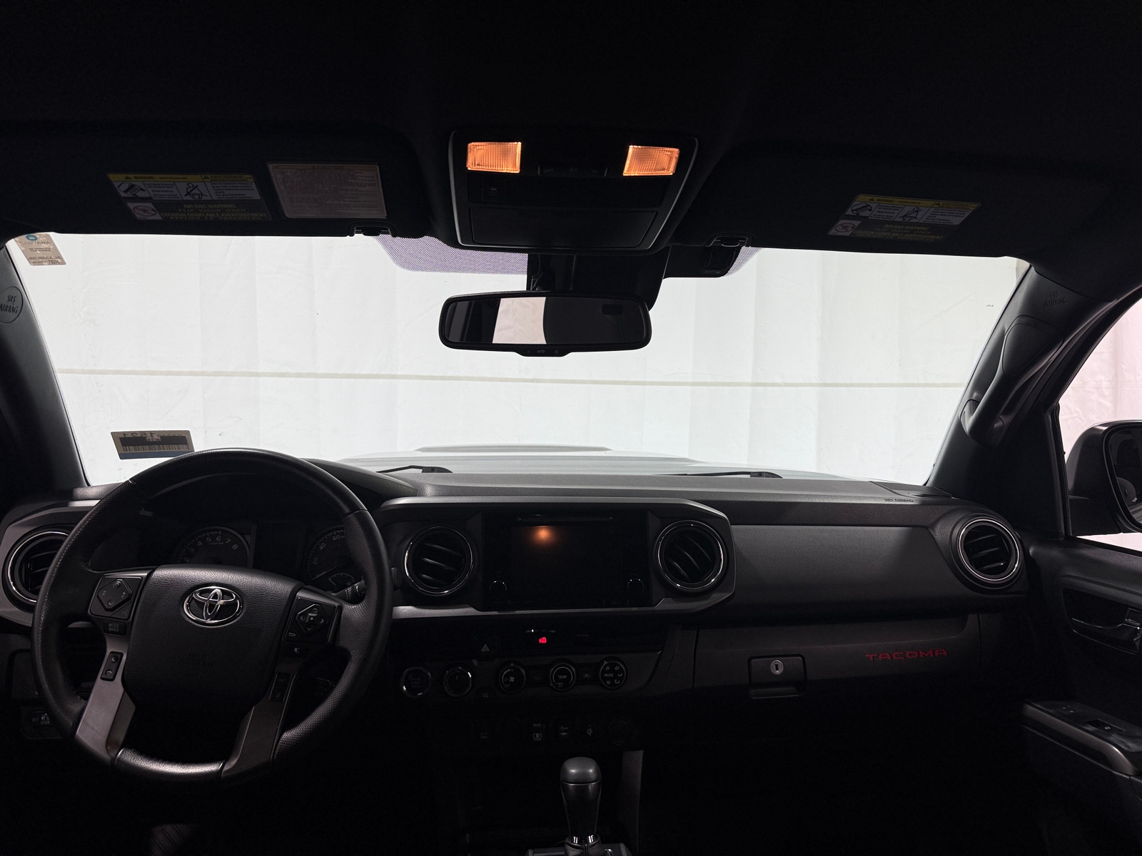 Thumbnail: 2018 Toyota Tacoma - 3