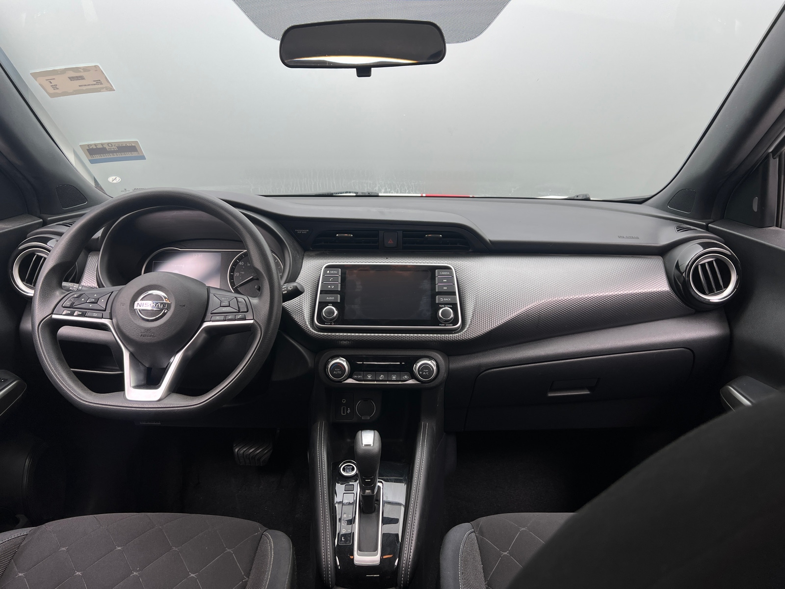 Thumbnail: 2019 Nissan Kicks - 3