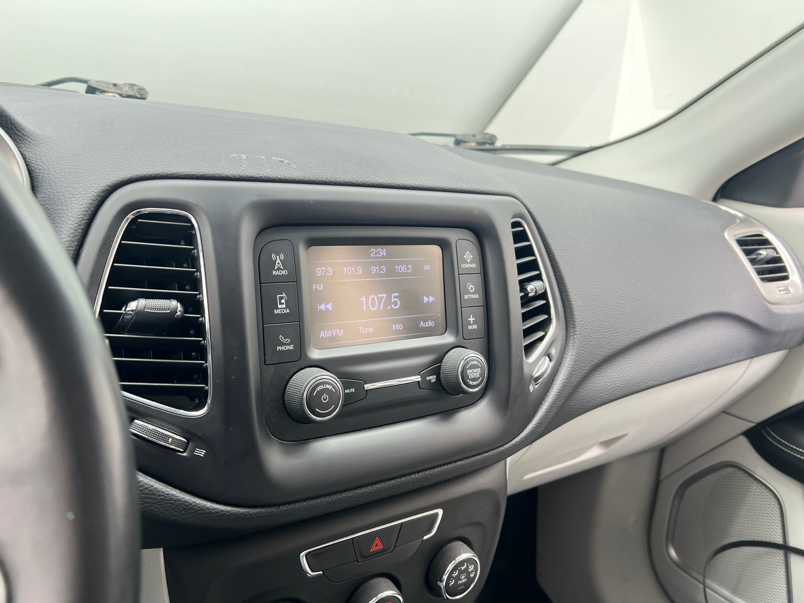 Thumbnail: 2018 Jeep Compass - 4