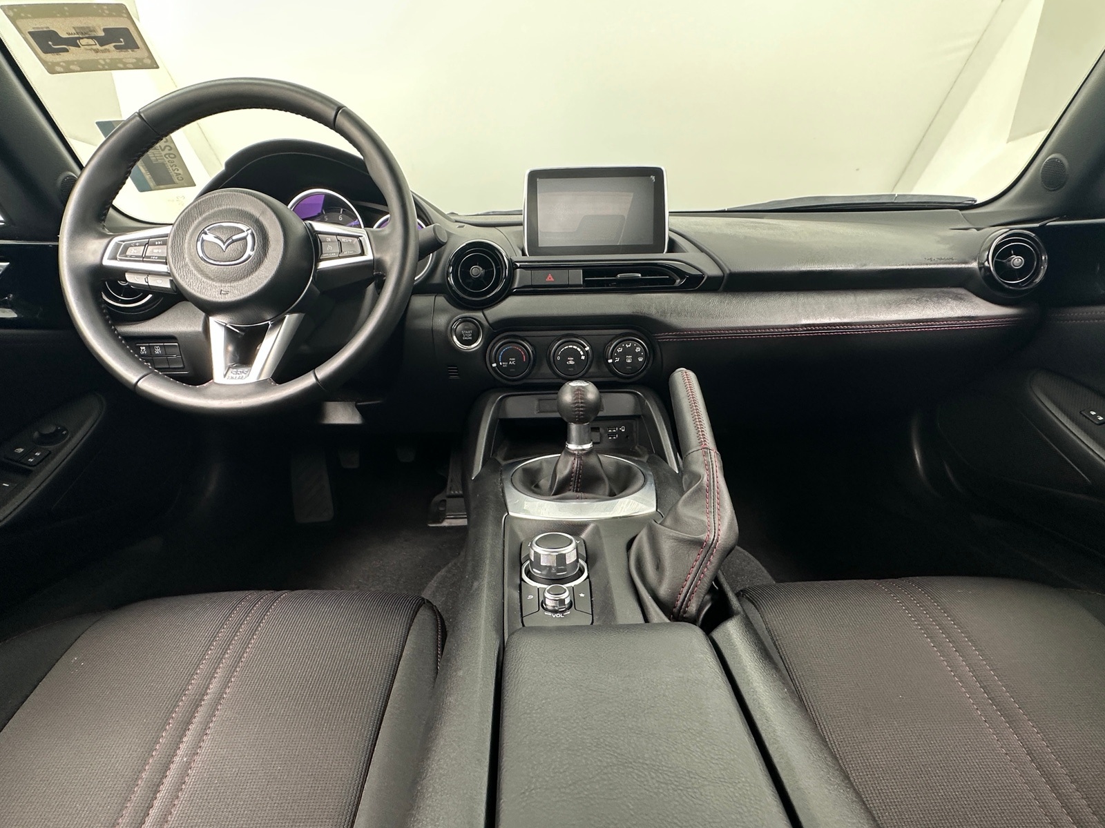 Thumbnail: 2017 Mazda MX-5 Miata - 3