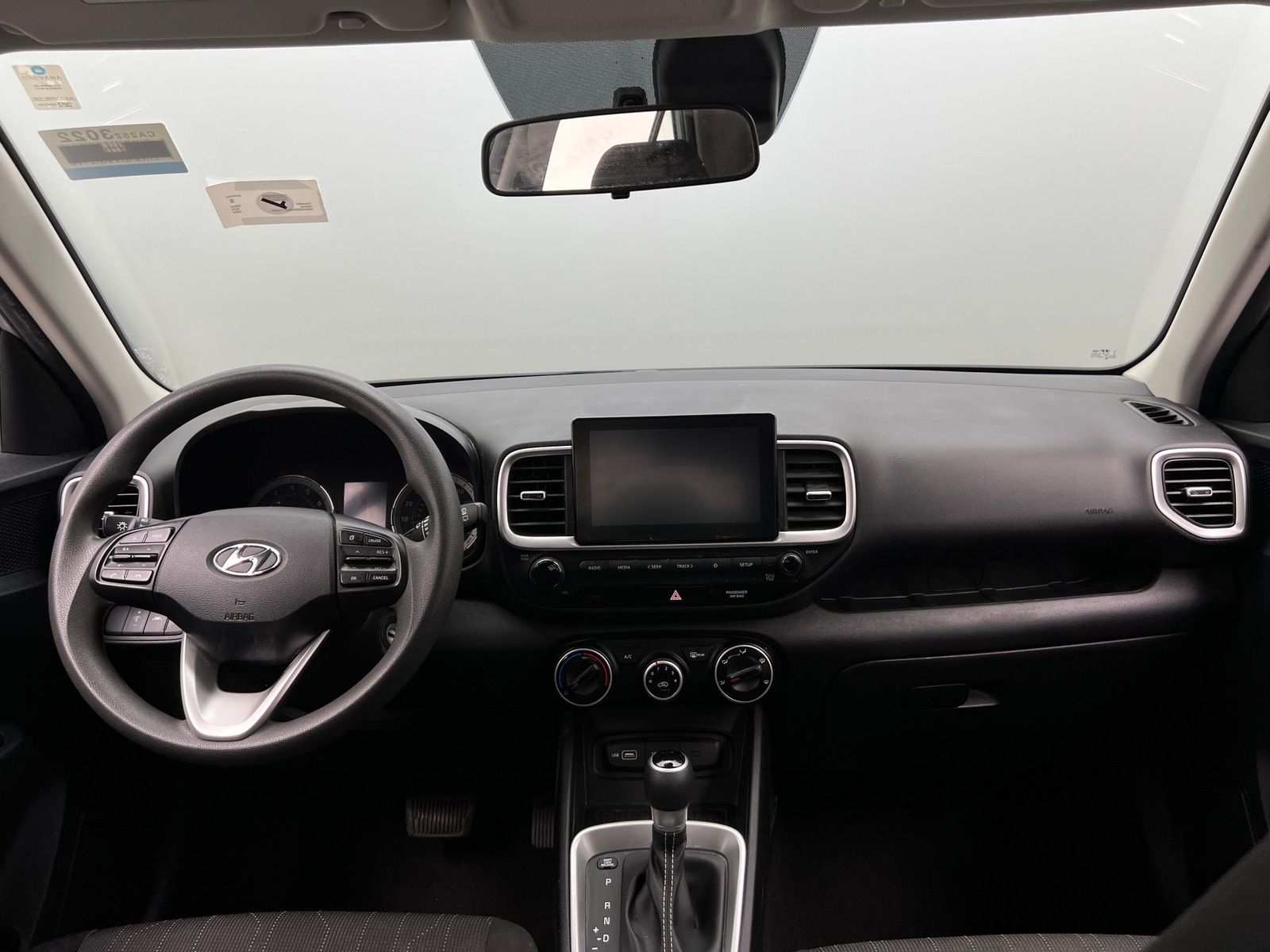Thumbnail: 2022 Hyundai Venue - 3