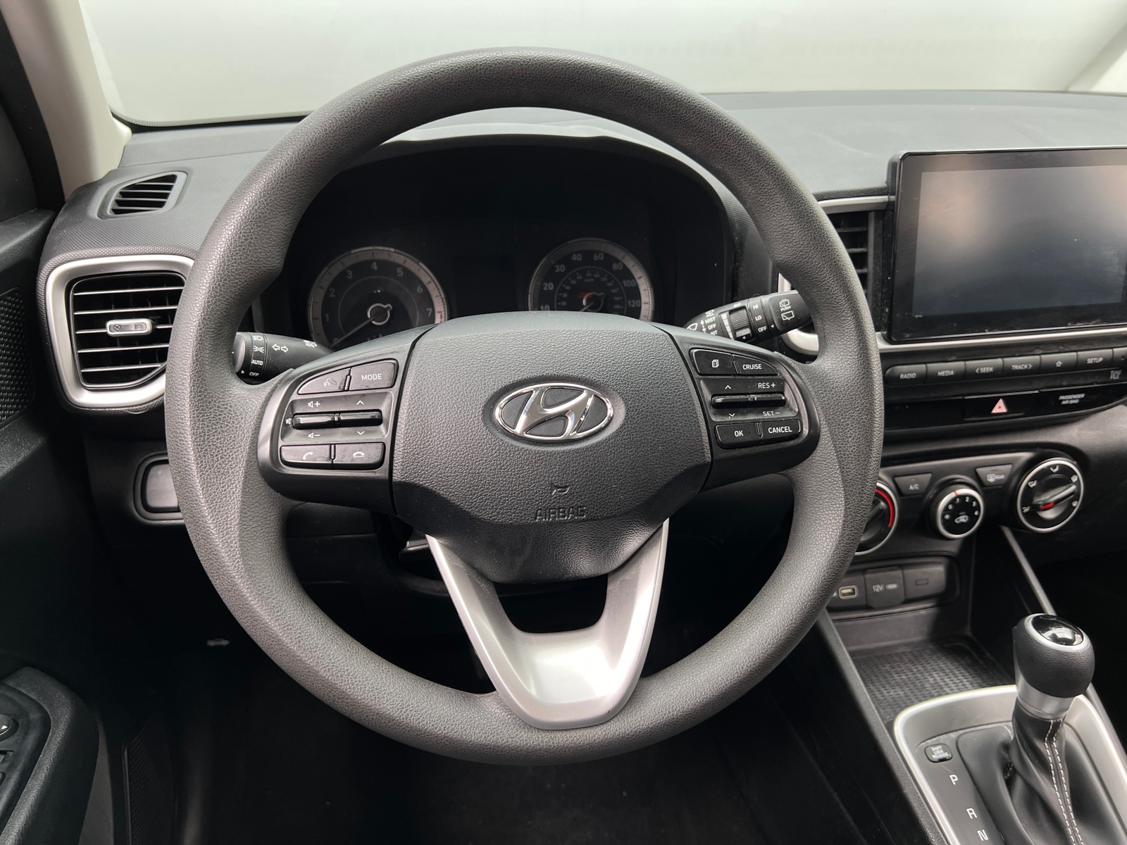 Thumbnail: 2022 Hyundai Venue - 5
