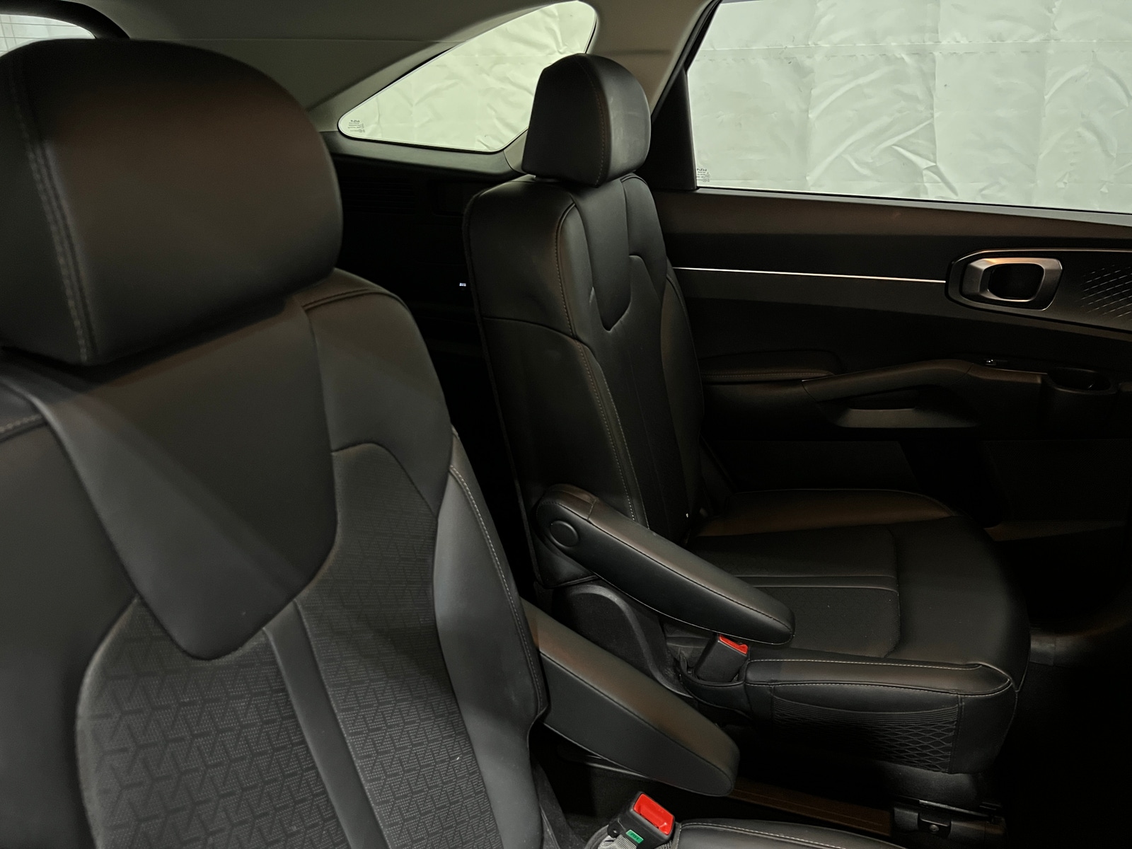 Thumbnail: 2023 Kia Sorento - 5