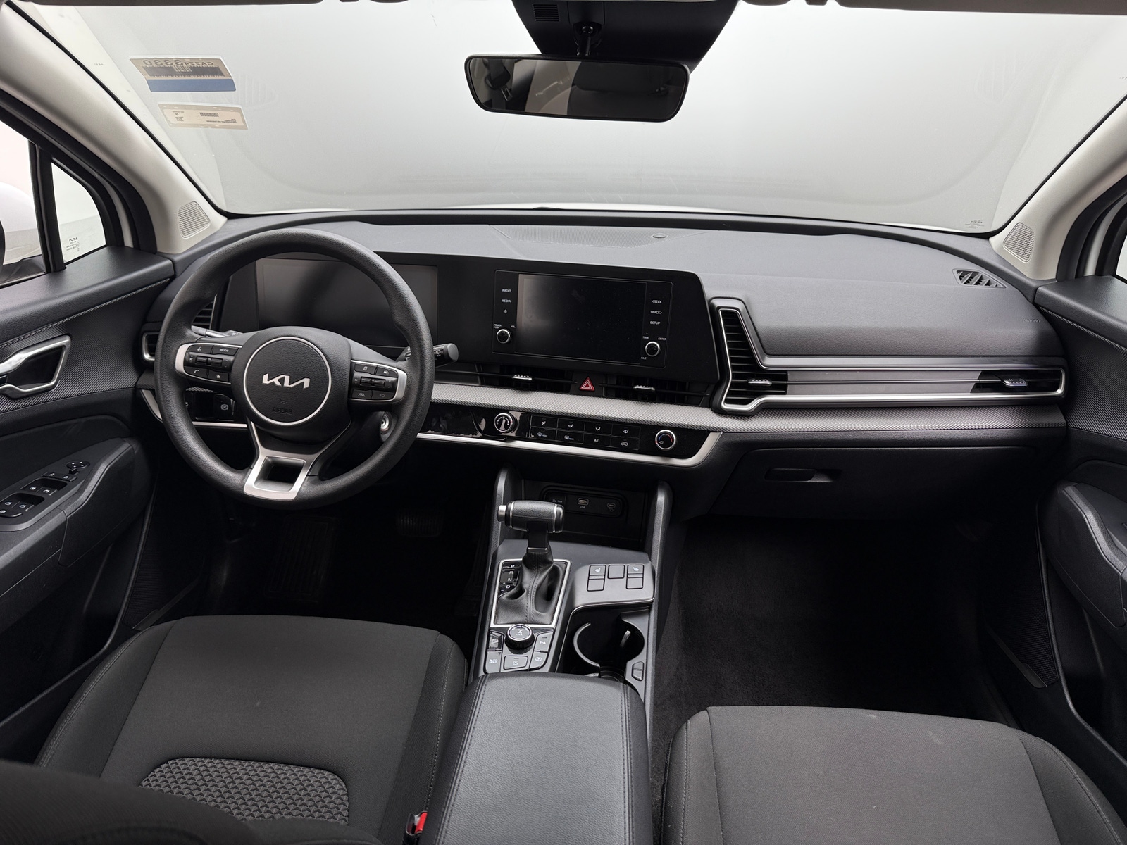 Thumbnail: 2024 Kia Sportage - 3